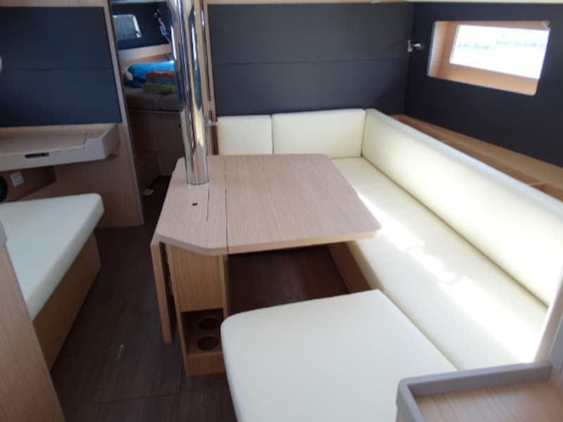 Beneteau Oceanis 41.1 KOS 41.4 – bilde 3 av 22