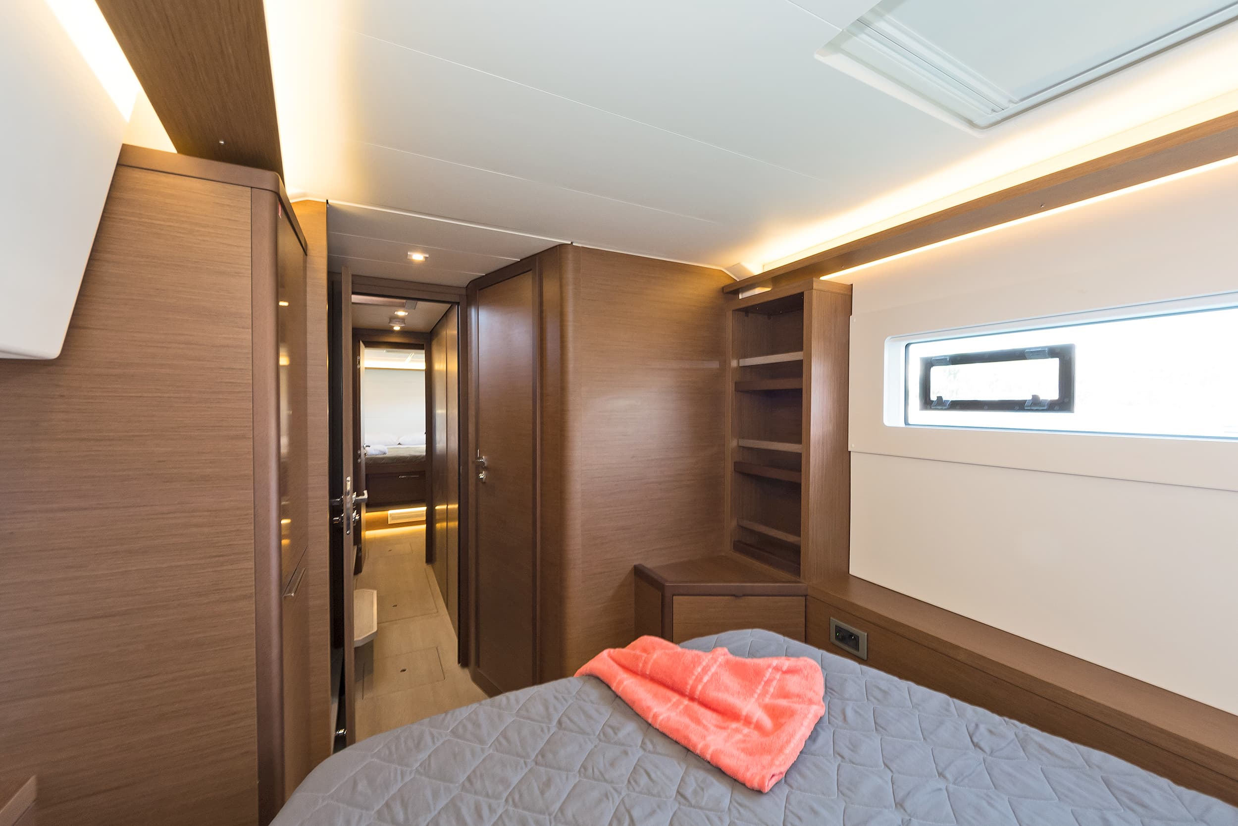 Lagoon 46 Emmelia – bilde 3 av 14