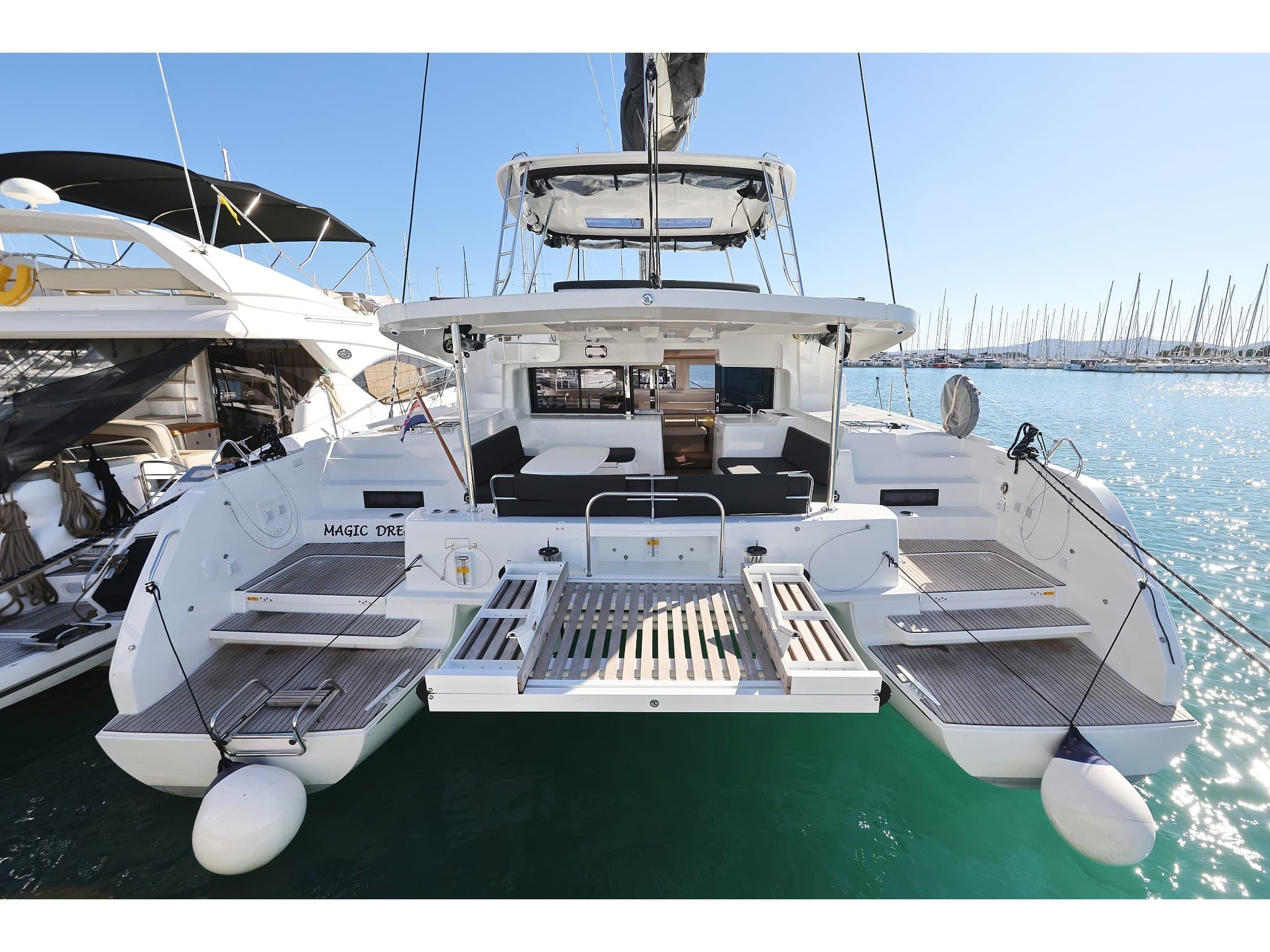 Lagoon 46 MAGIC DREAM