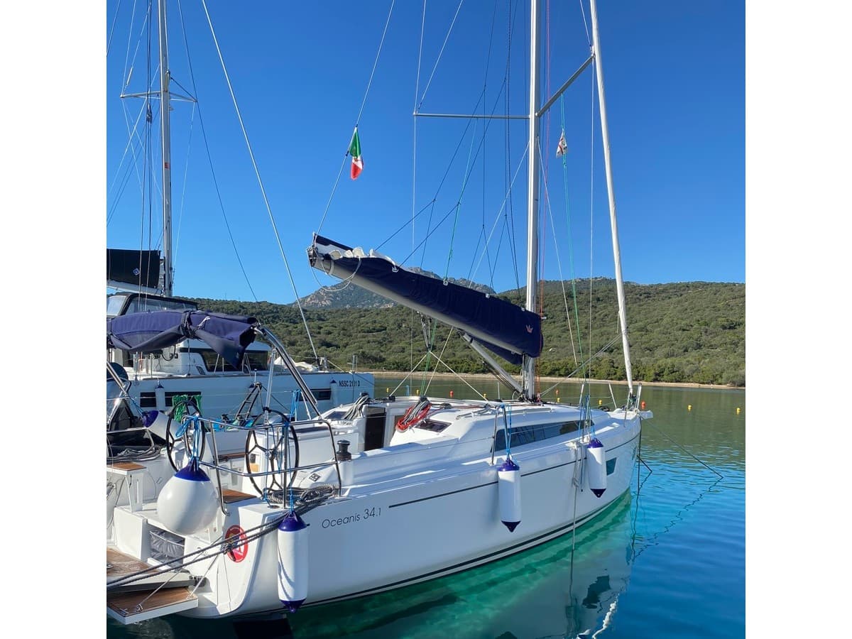 Beneteau Oceanis 34.1 Angelica