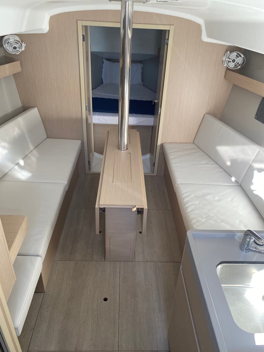 Beneteau Oceanis 34.1 Angelica – bilde 5 av 16