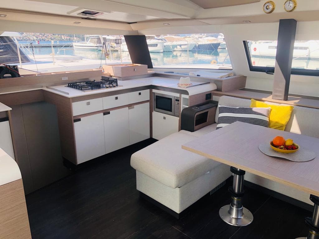 Fountaine Pajot Elba 45 PRINCESS VALERIA – bilde 2 av 21