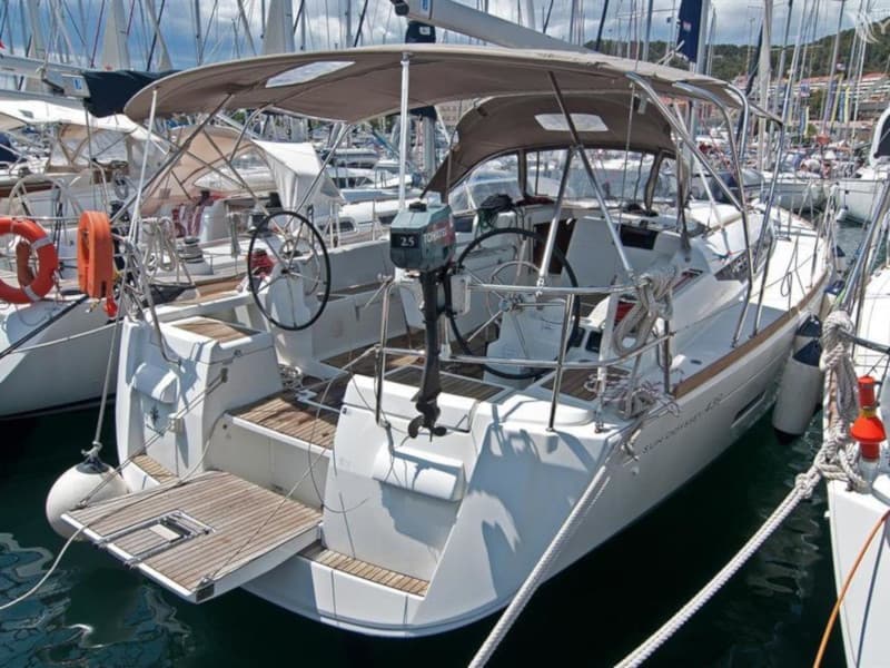 Jeanneau Sun Odyssey 439 Sea and Sky