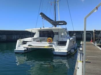 Fountaine Pajot Astréa 42 Dorella