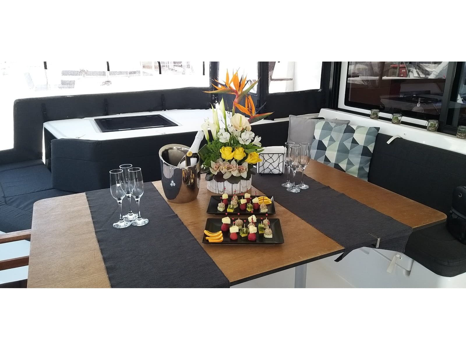 Dufour Catamaran 48 Albertina II – bilde 3 av 40