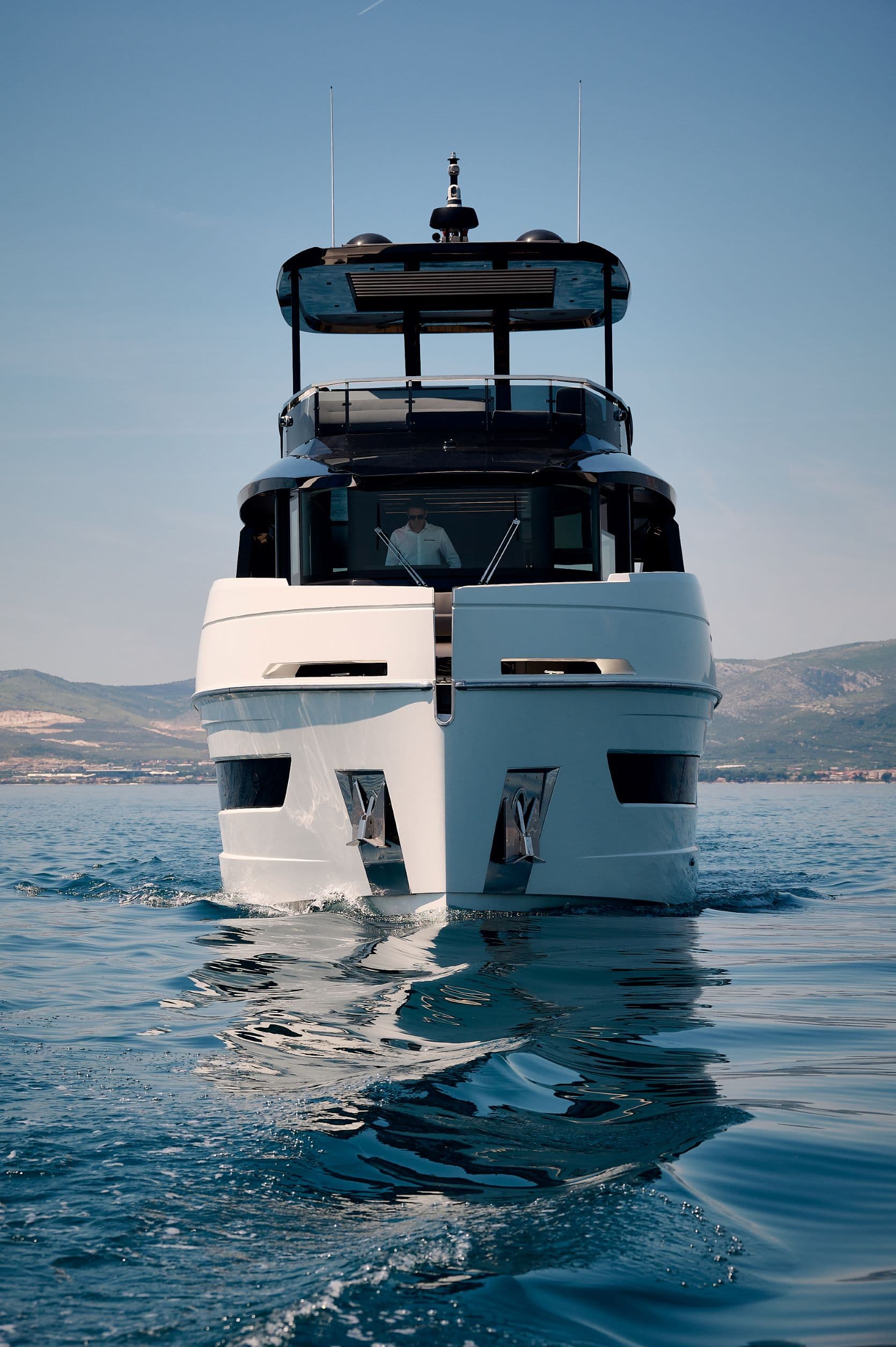 Explorer 62 Premium + – bilde 4 av 24