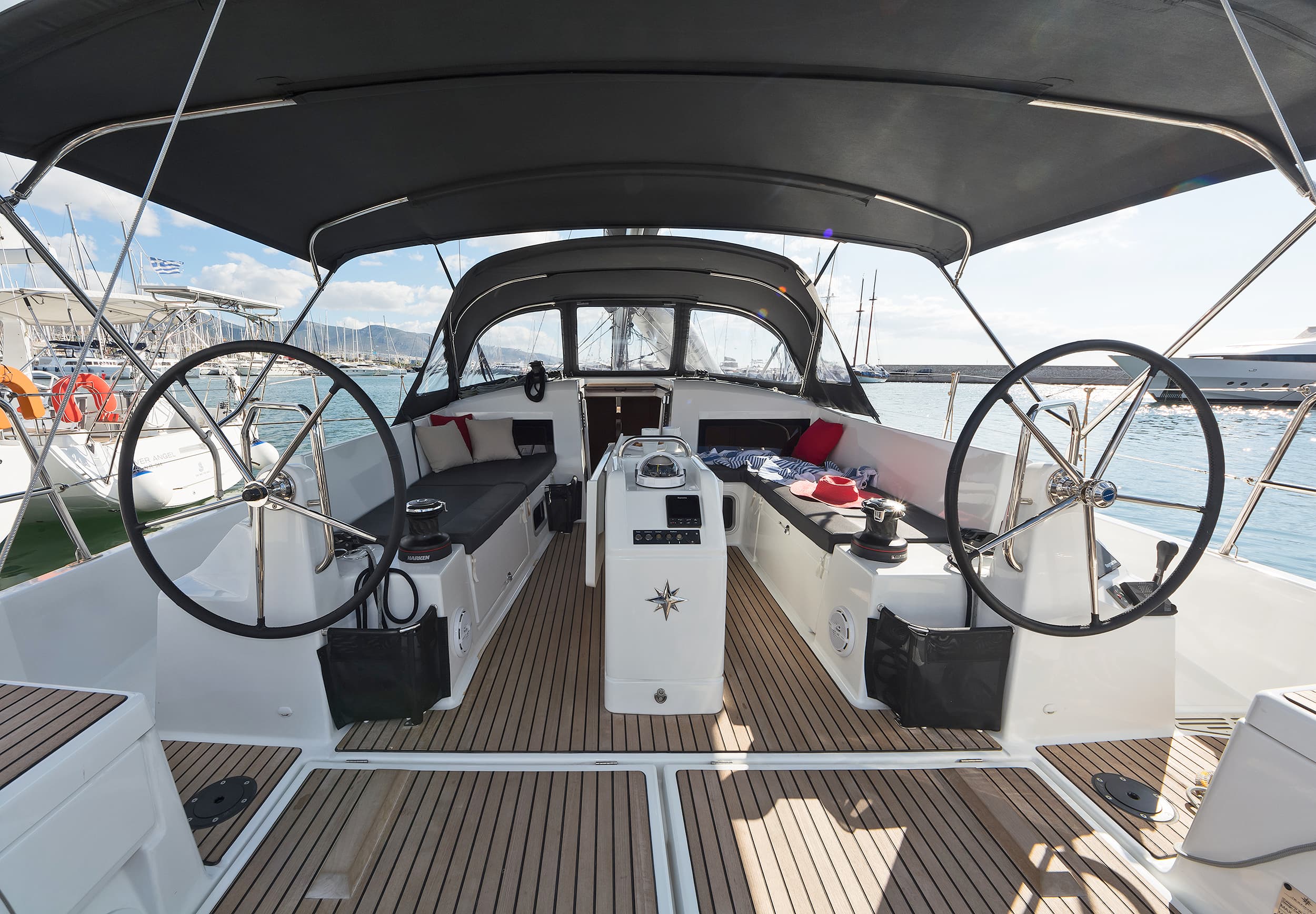Jeanneau Sun Odyssey 440 Dory – bilde 2 av 21