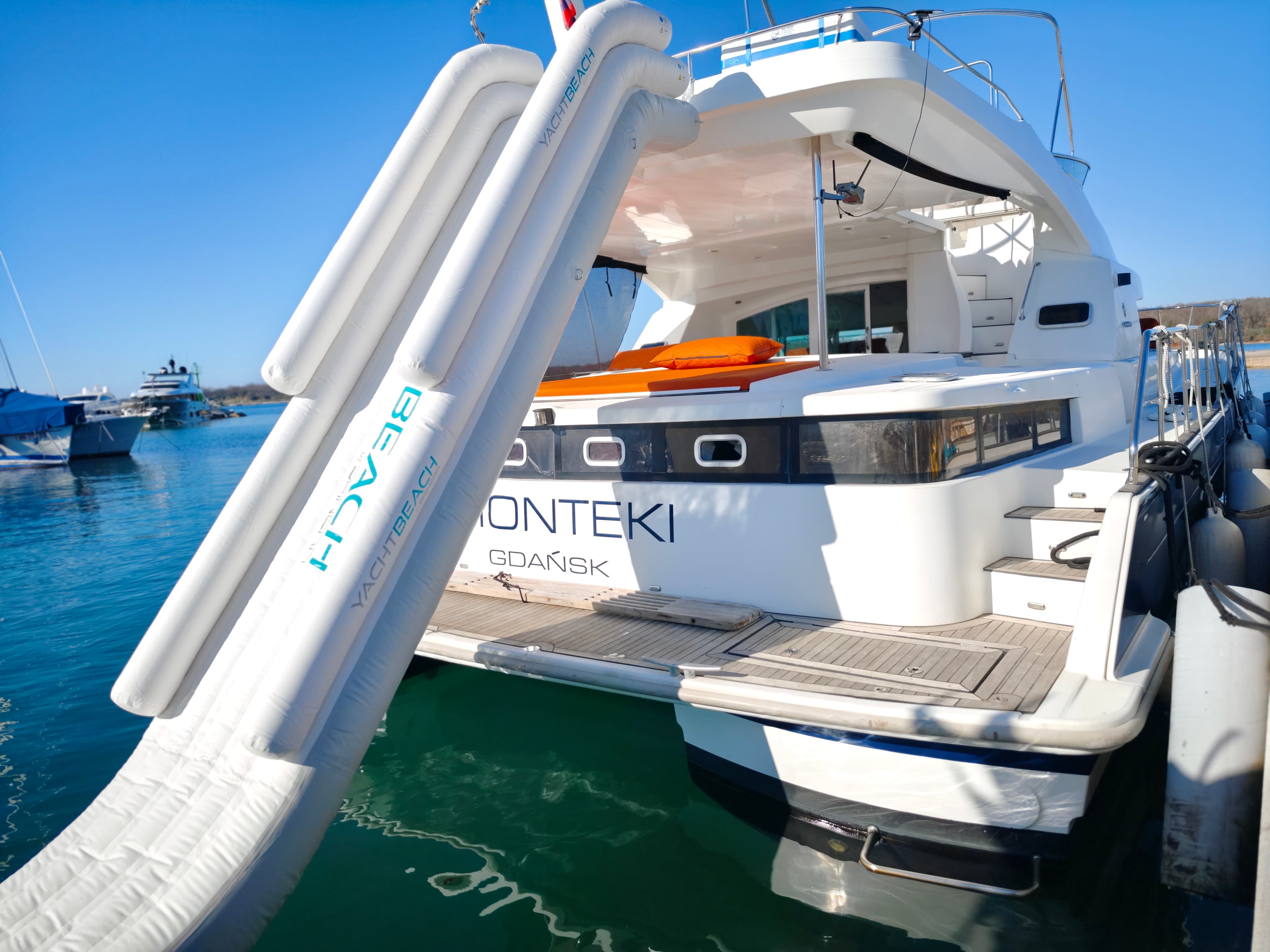 Lagoon Power 44 Monteki