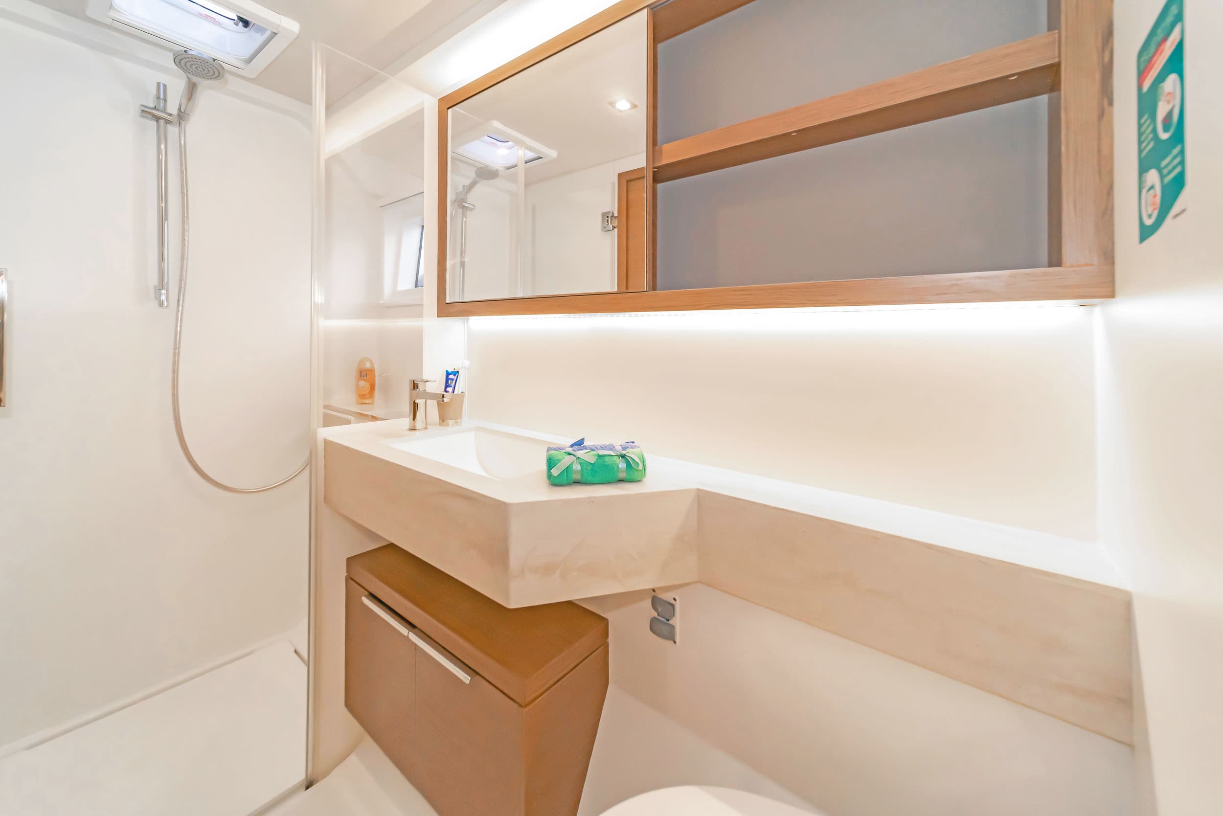 Lagoon 50 Just infinity – bilde 3 av 19