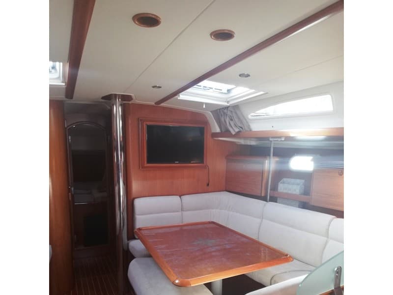 Jeanneau Sun Odyssey 43 REN - TOTAL REFIT 2018 – bilde 3 av 8