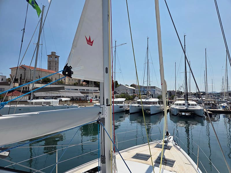 Dufour 44 Vera – bilde 4 av 29