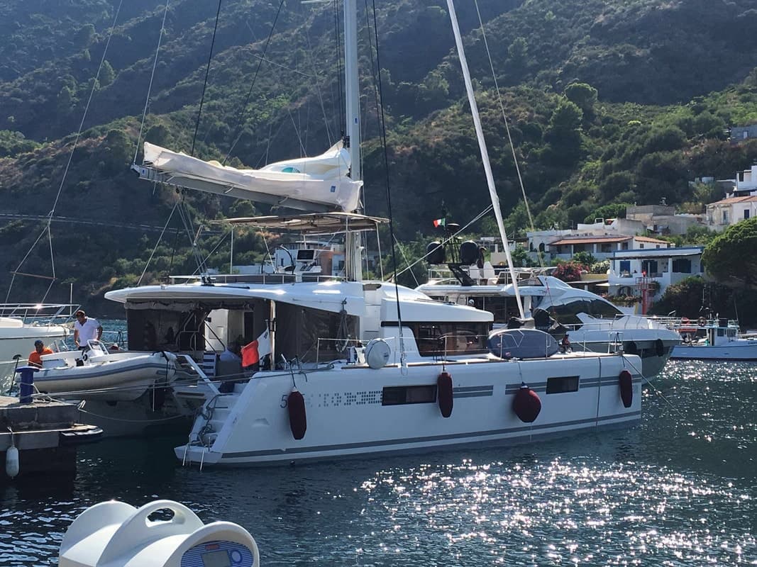 Lagoon 52F SUMMERTIME – bilde 3 av 25