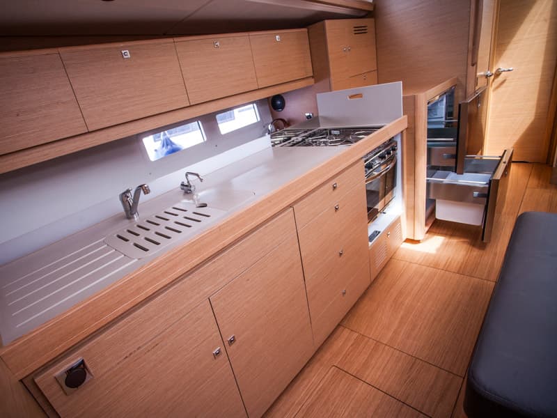 Dufour 460 Grand Large MADICKEN (new sails 2024., air condition) – bilde 5 av 21