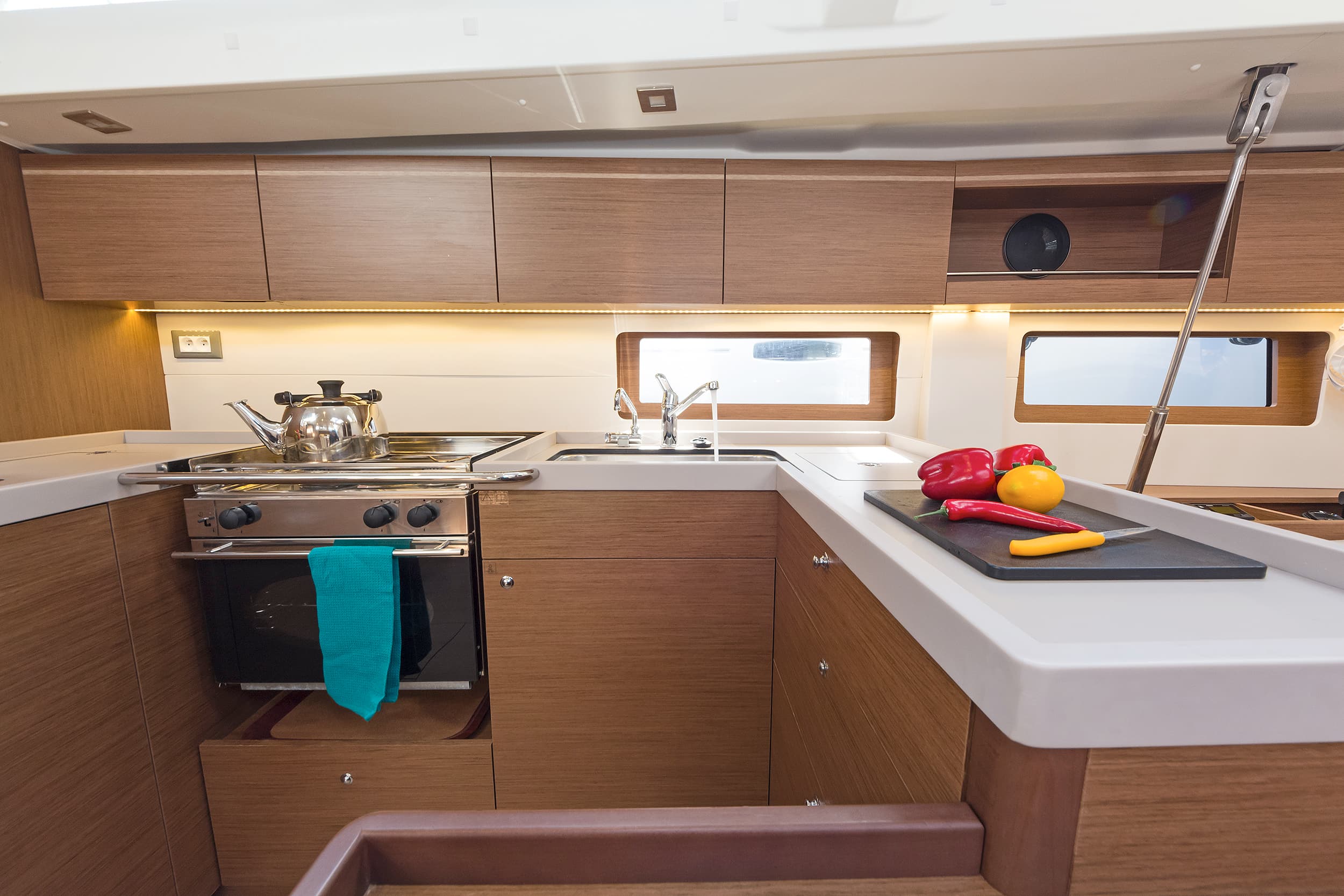 Beneteau Oceanis 51.1 Mamakita – bilde 4 av 28