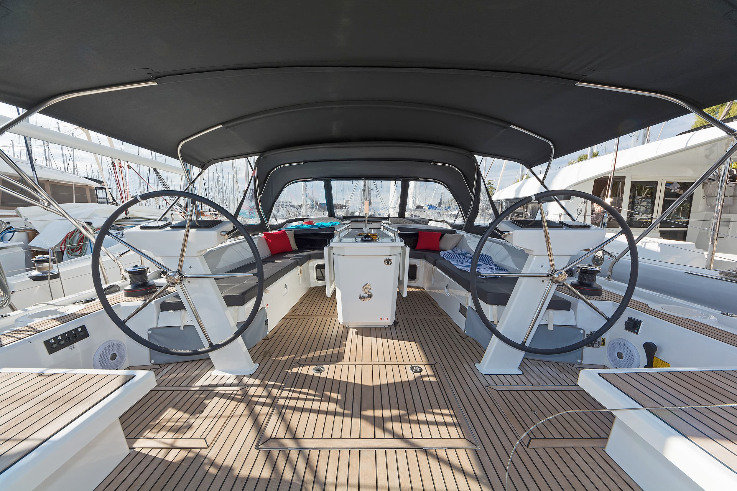 Beneteau Oceanis 51.1 Mamakita – bilde 5 av 28