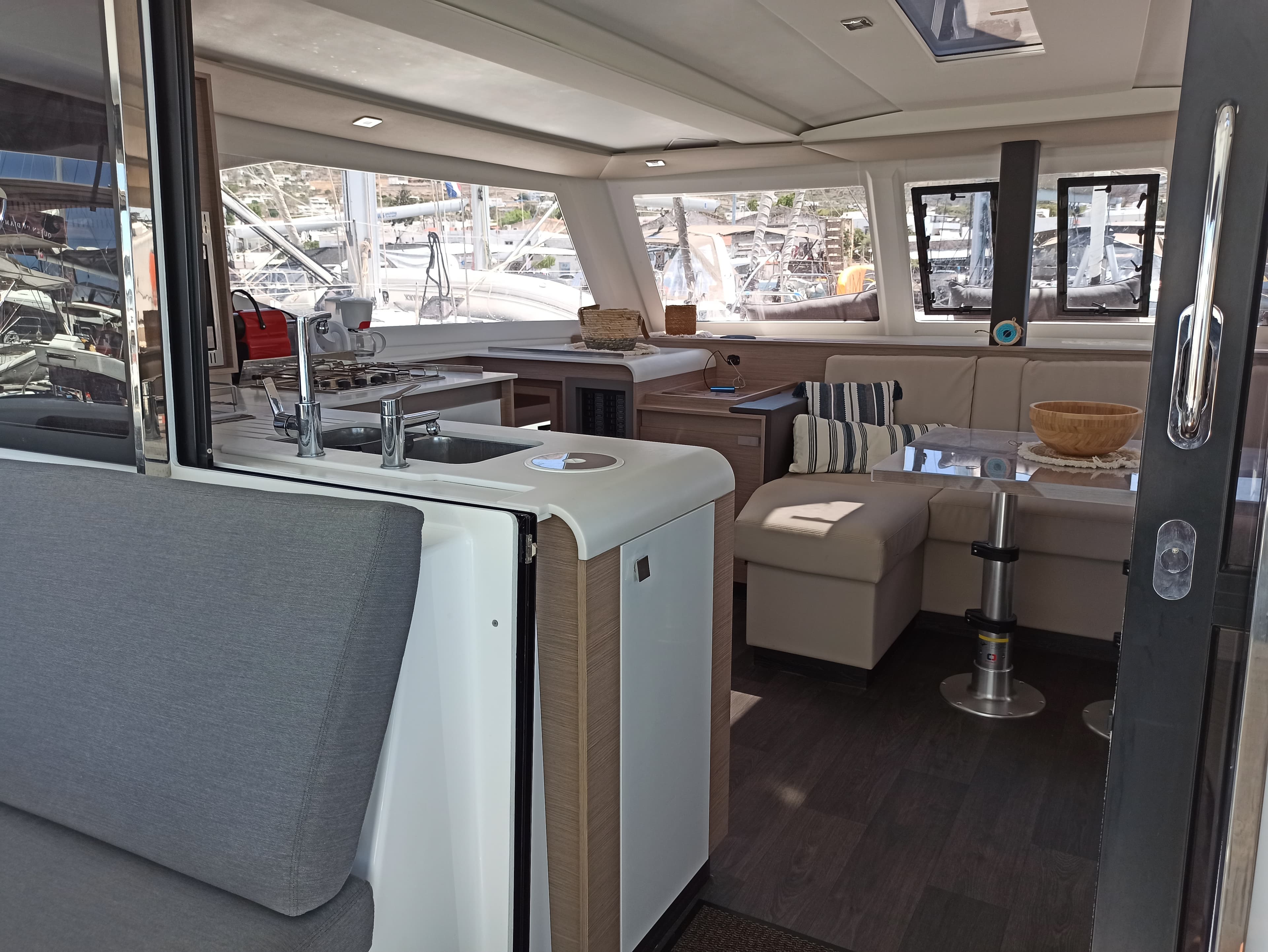 Fountaine Pajot Isla 40 ALMIRIKI – bilde 5 av 34