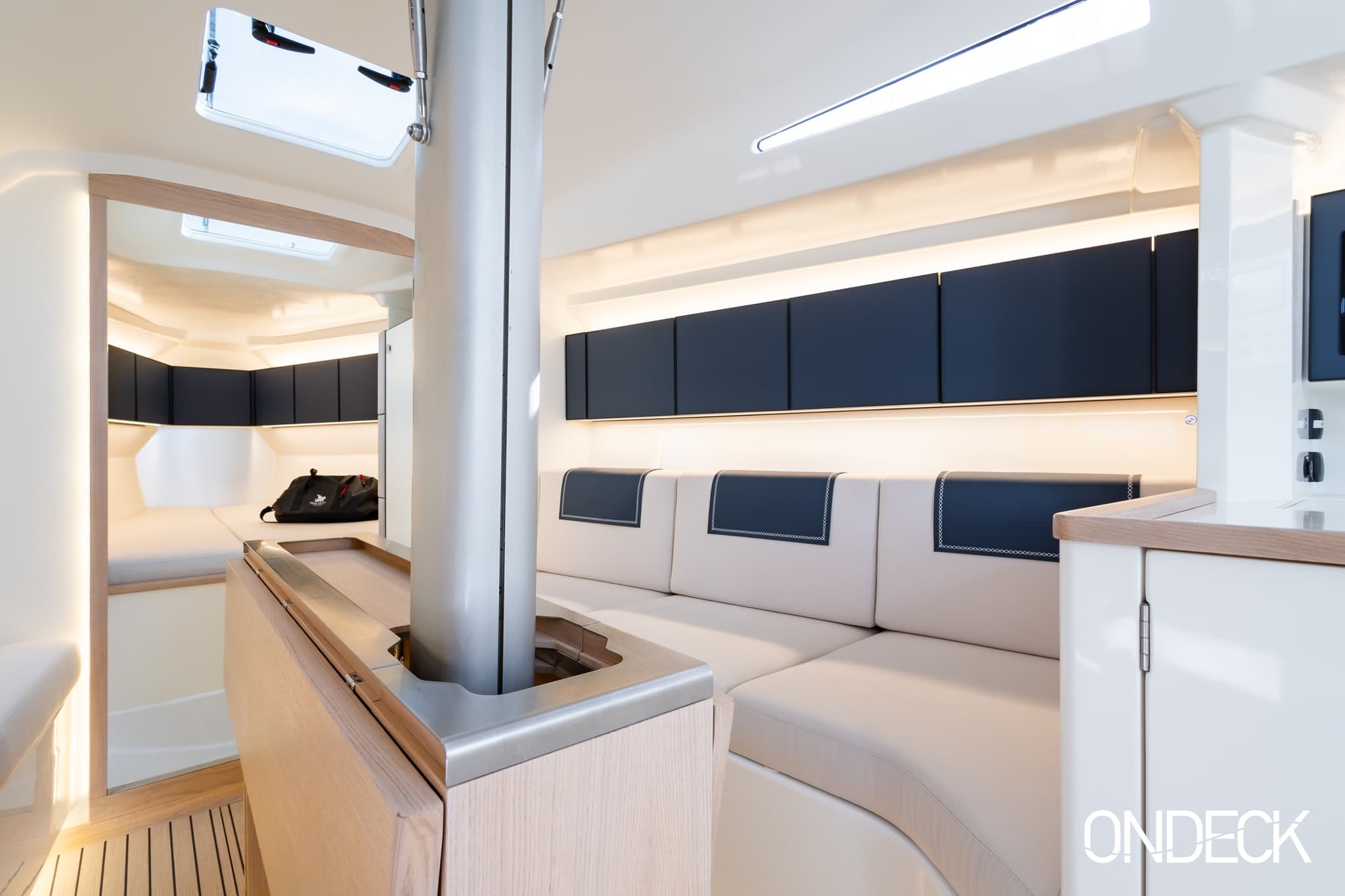 Italia Yachts 11.98 Susano'o – bilde 5 av 9