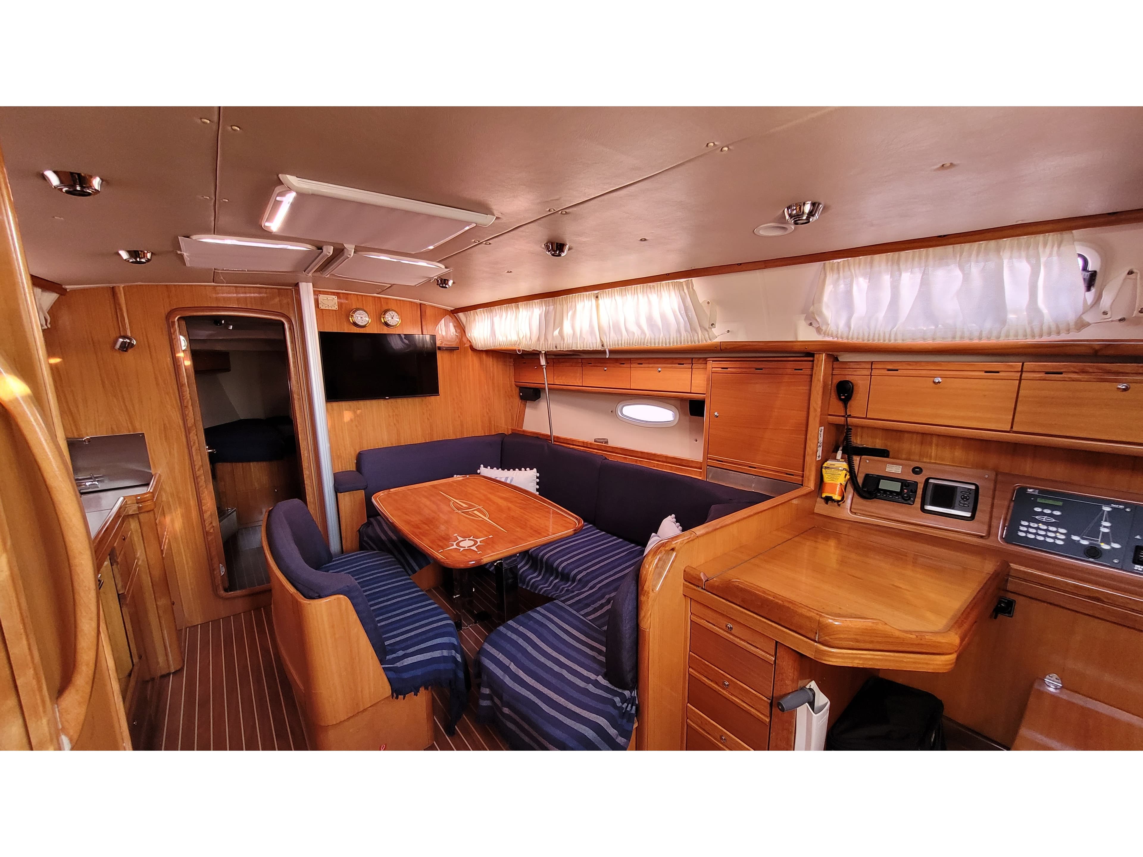 Bavaria 40 Black Pearl – bilde 2 av 30