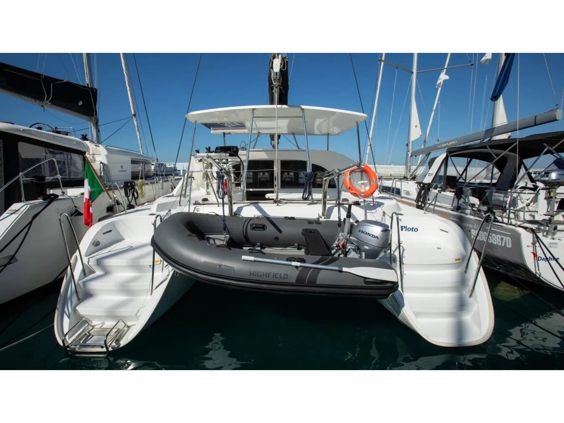 Lagoon 380 Ploto