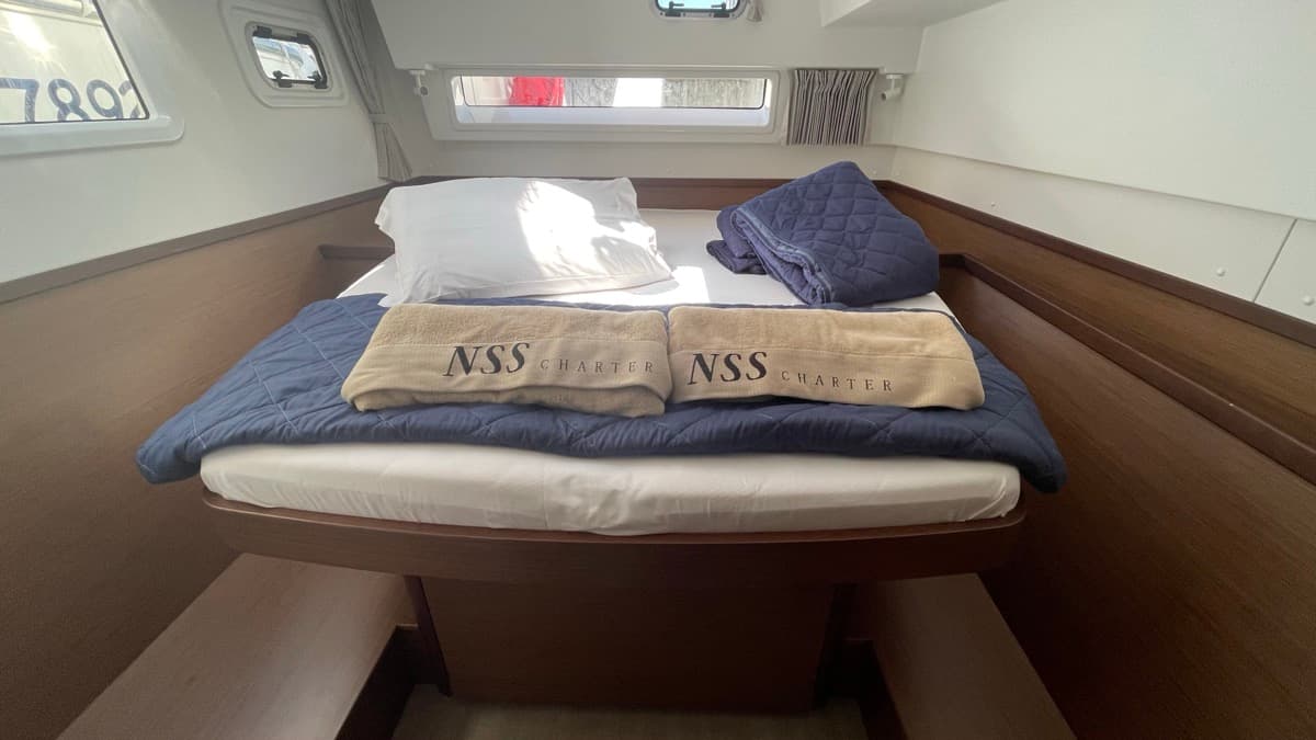 Lagoon 42 Bellatrix – bilde 2 av 22