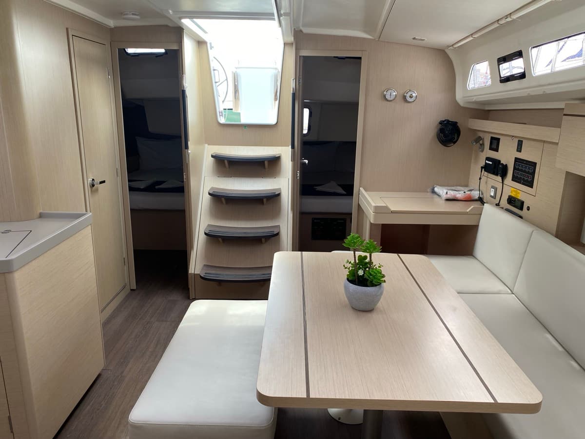 Beneteau Oceanis 40.1 Karma – bilde 2 av 33