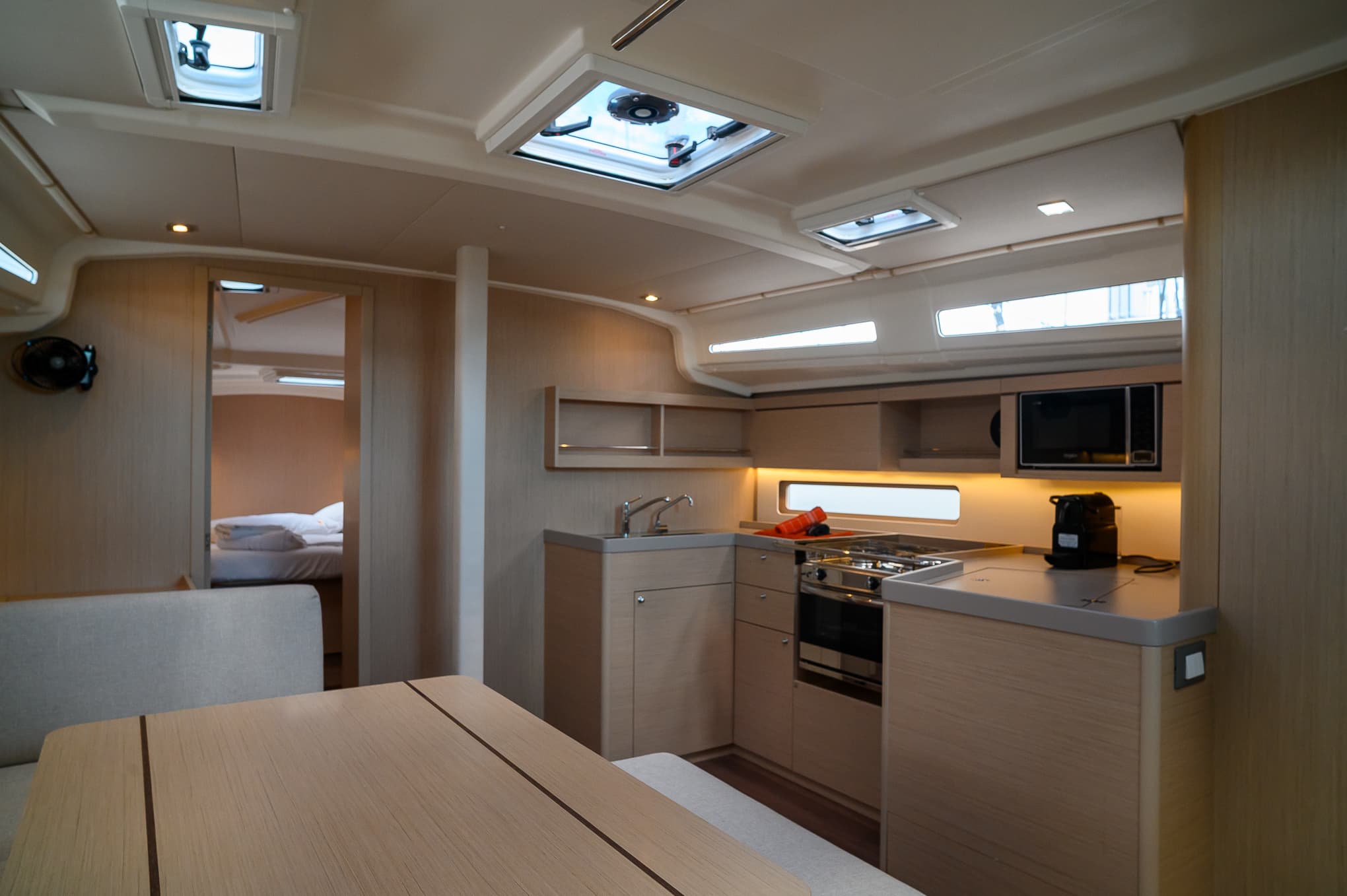 Beneteau Oceanis 40.1 Rhea - Comfort line – bilde 4 av 31