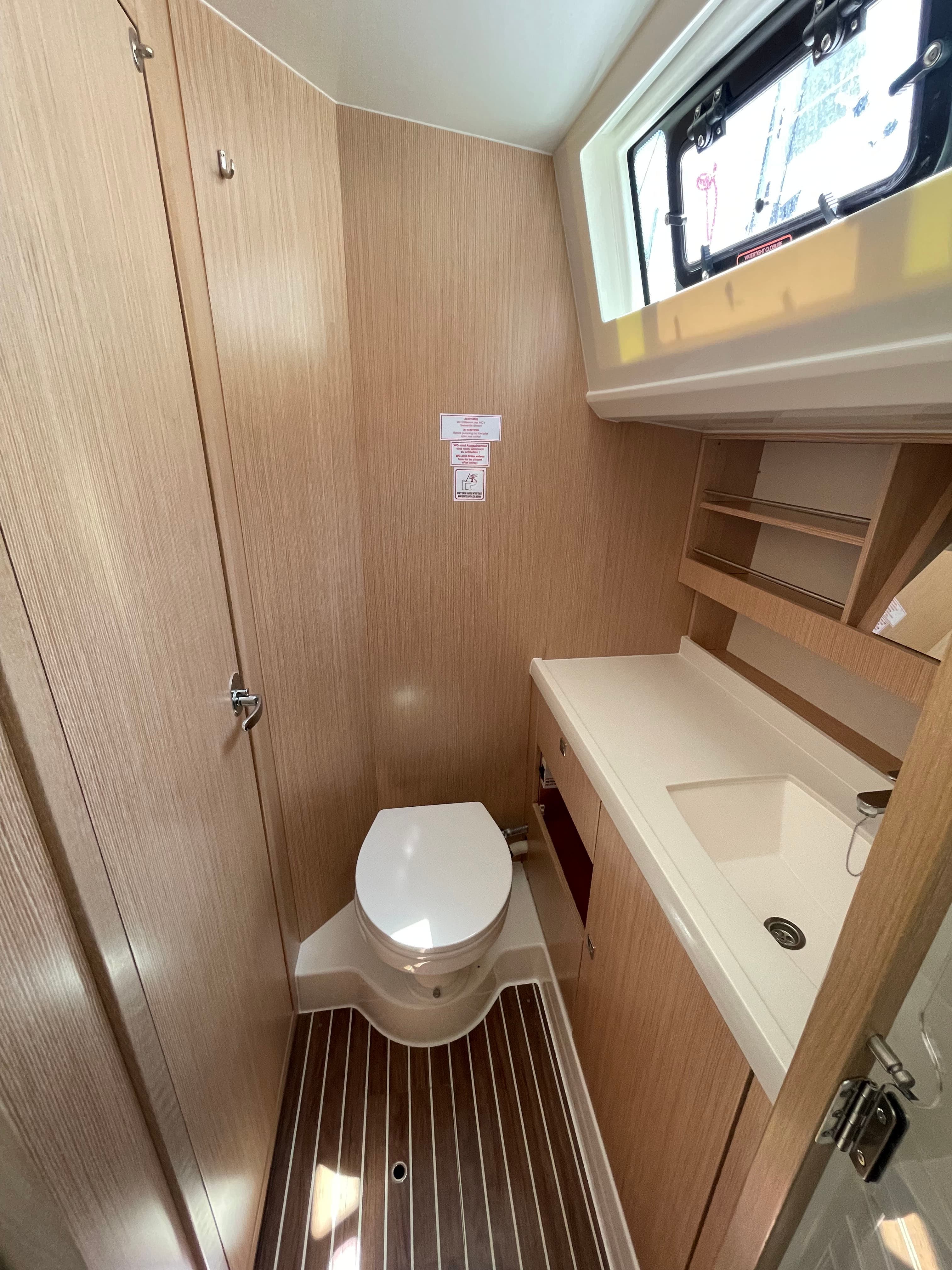 Bavaria Vision 42 Adonis – bilde 3 av 24