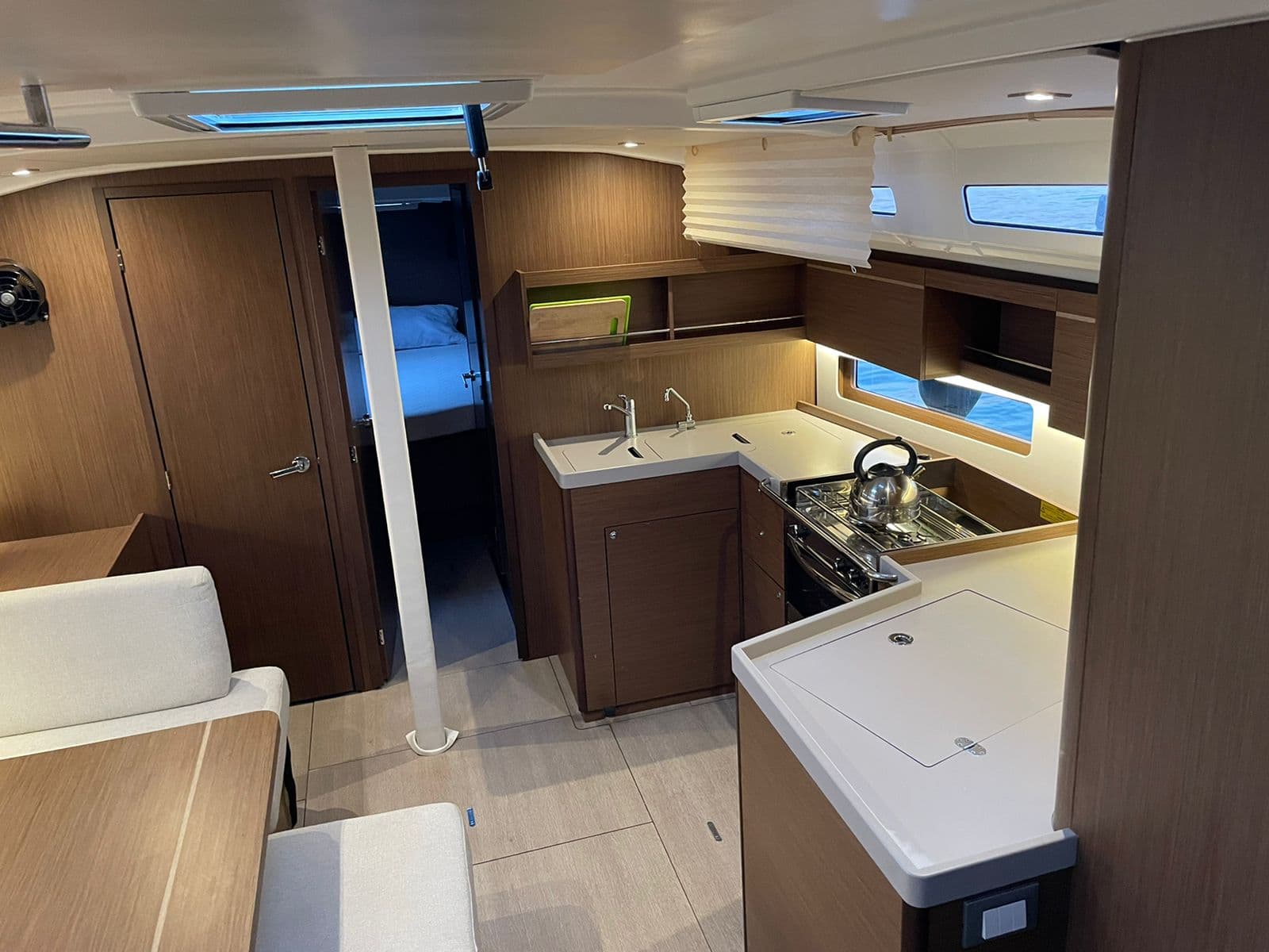 Beneteau Oceanis 40.1 Aurora – bilde 2 av 13