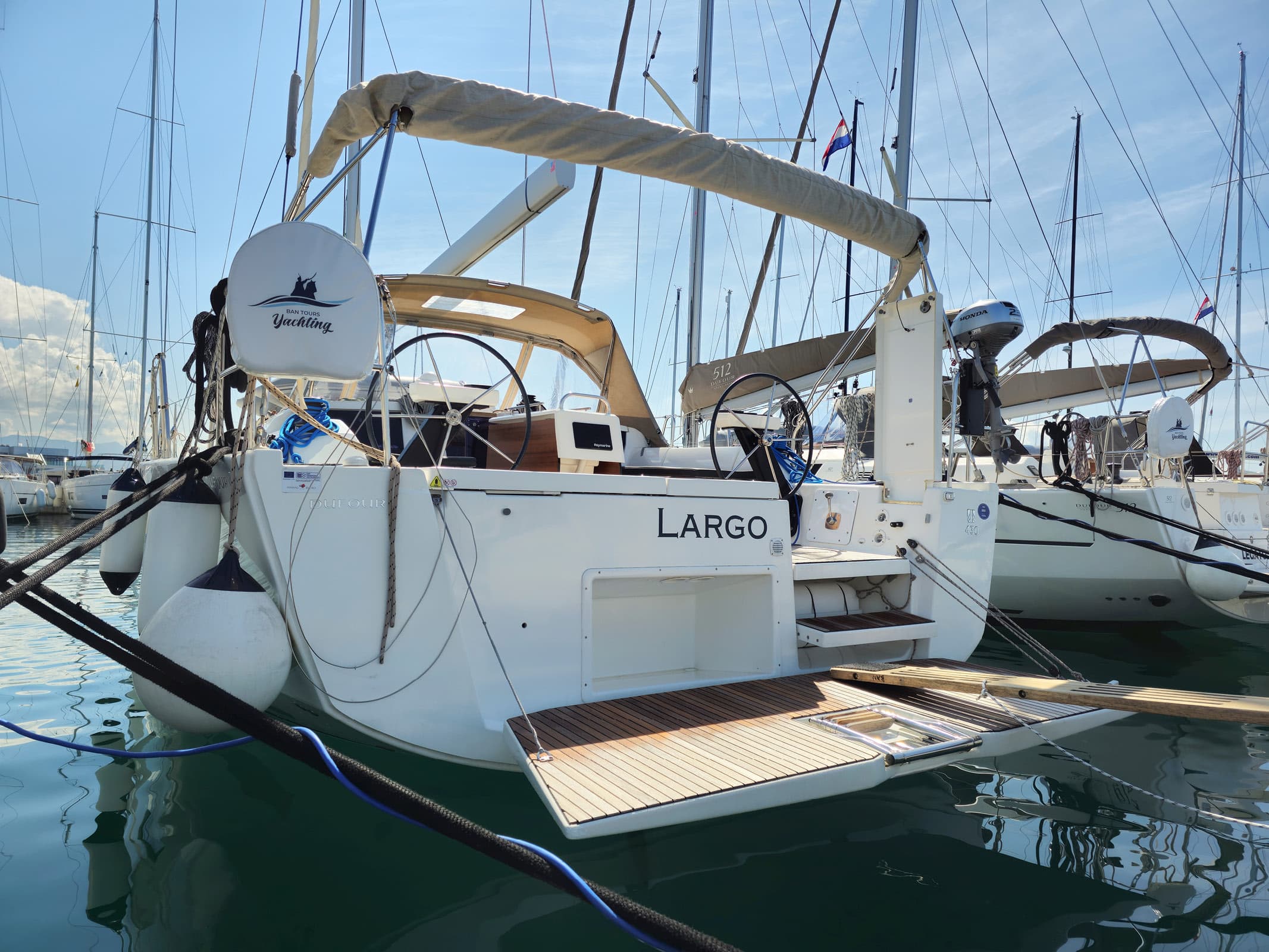 Dufour 430 Largo – bilde 3 av 39
