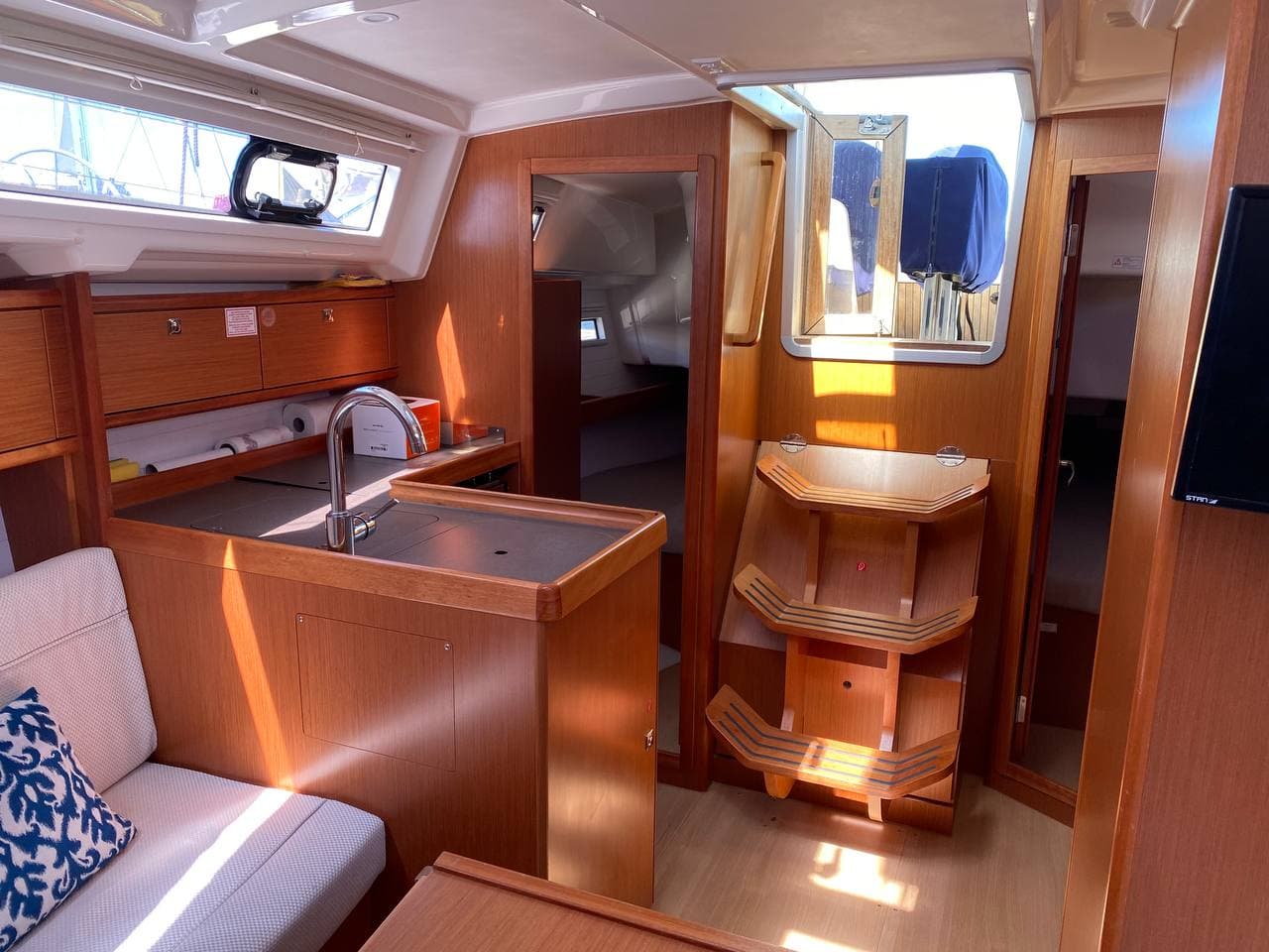 Bavaria 34 FIX – bilde 3 av 22