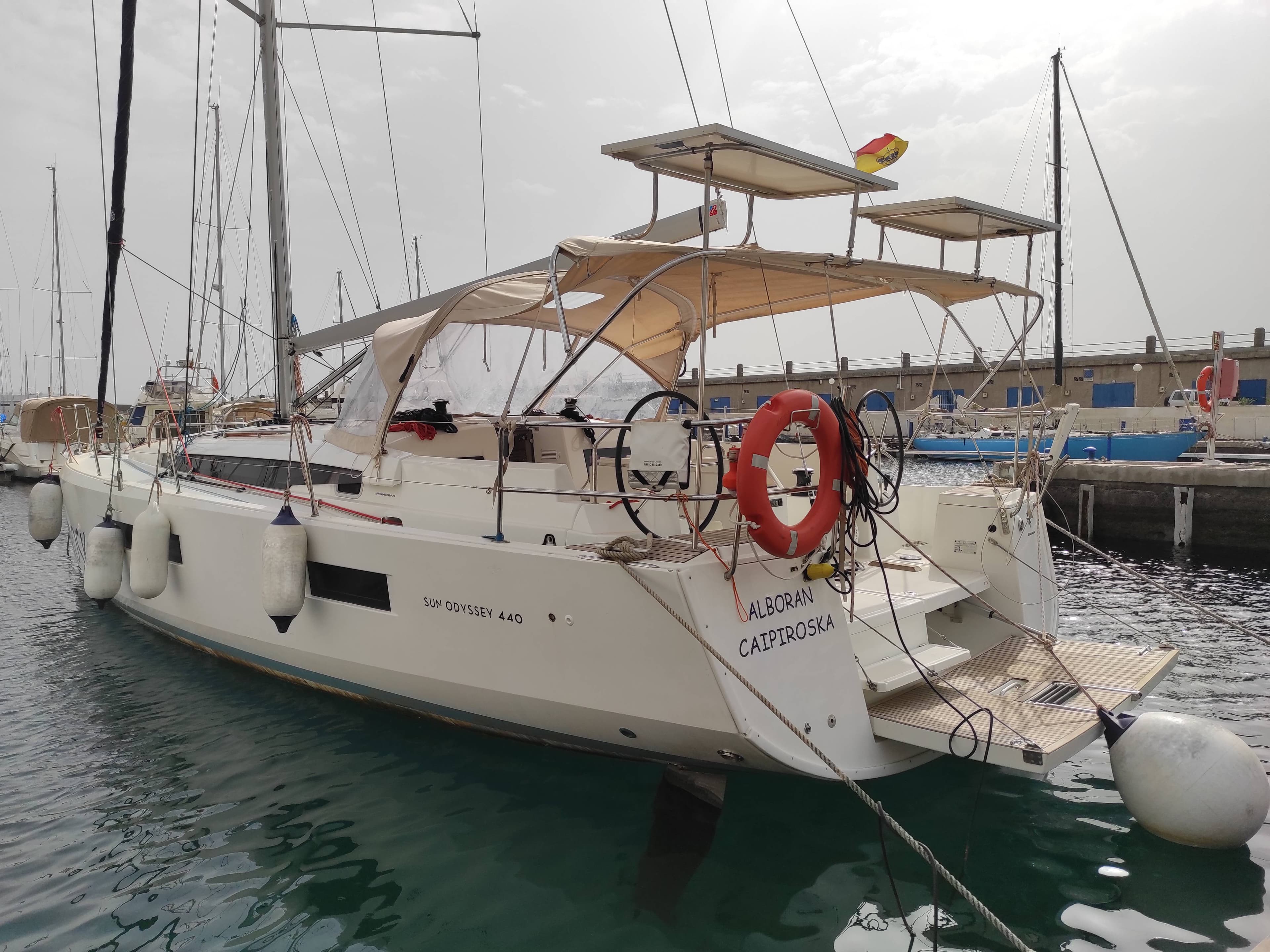 Jeanneau Sun Odyssey 440 Alboran Caipiroska (Majorca)