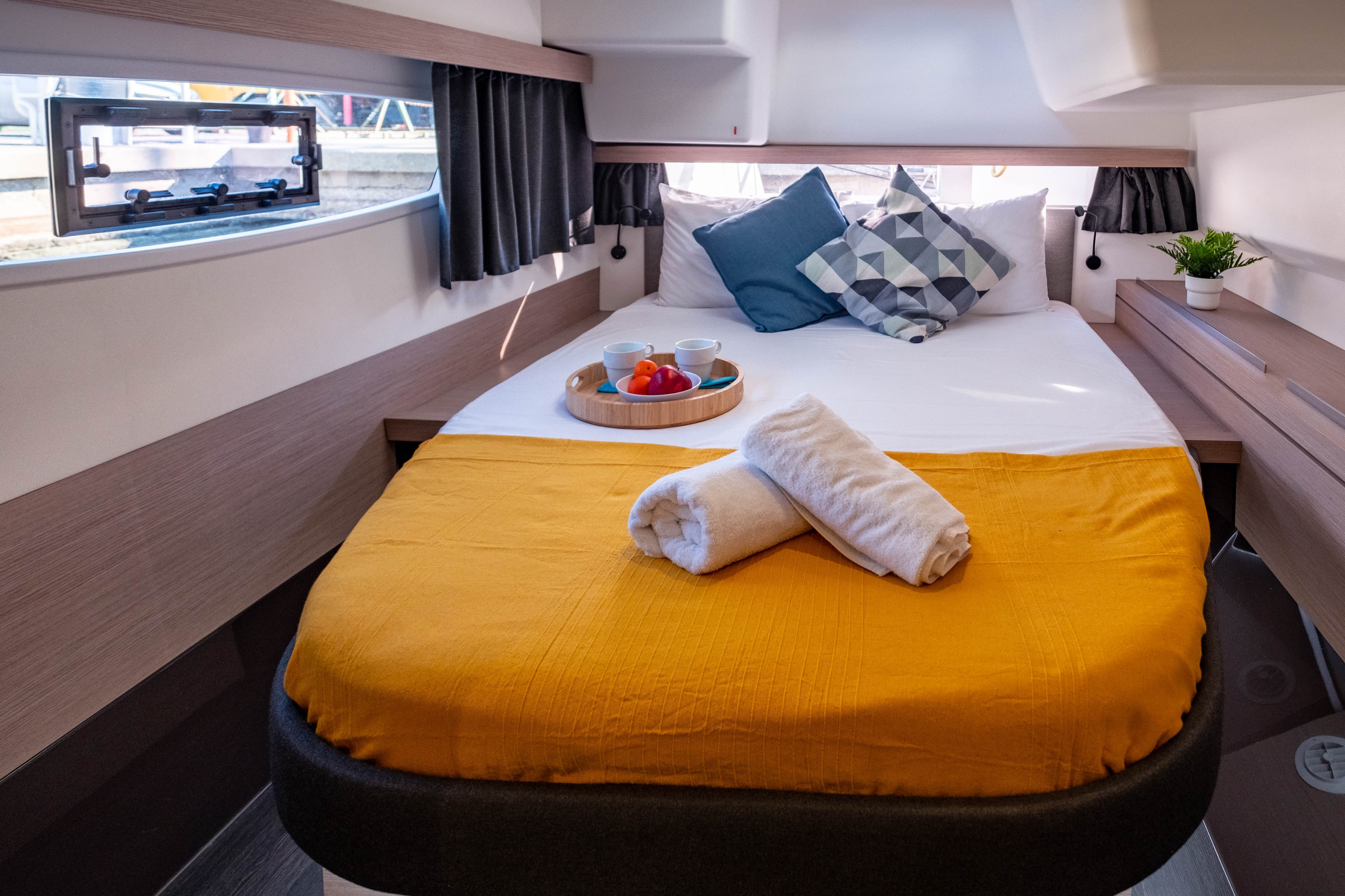 Fountaine Pajot Isla 40 Artemis – bilde 4 av 108