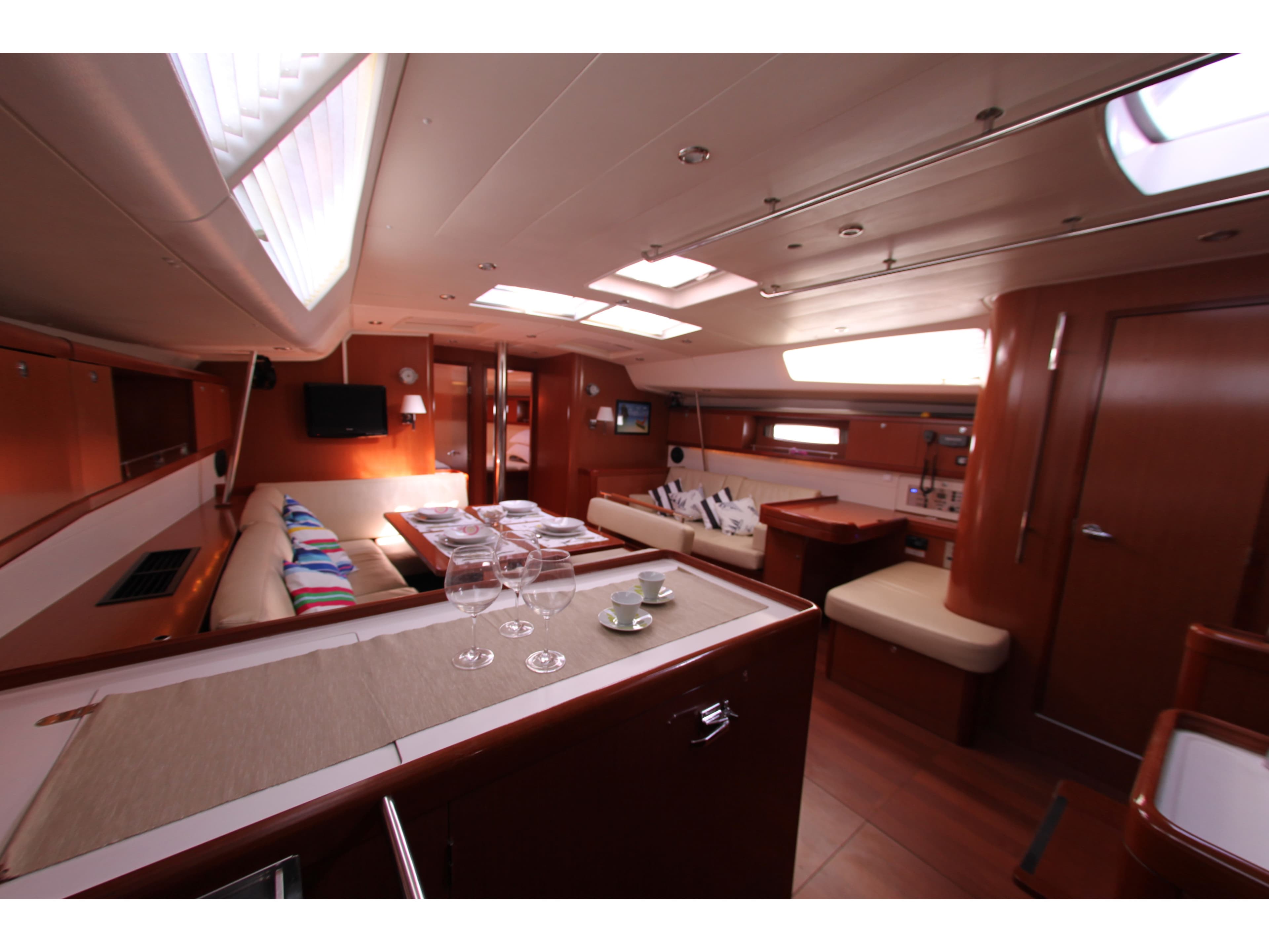 Beneteau Oceanis 54 Inspiration - (A/C - Generator - Refit 2021) – bilde 3 av 10