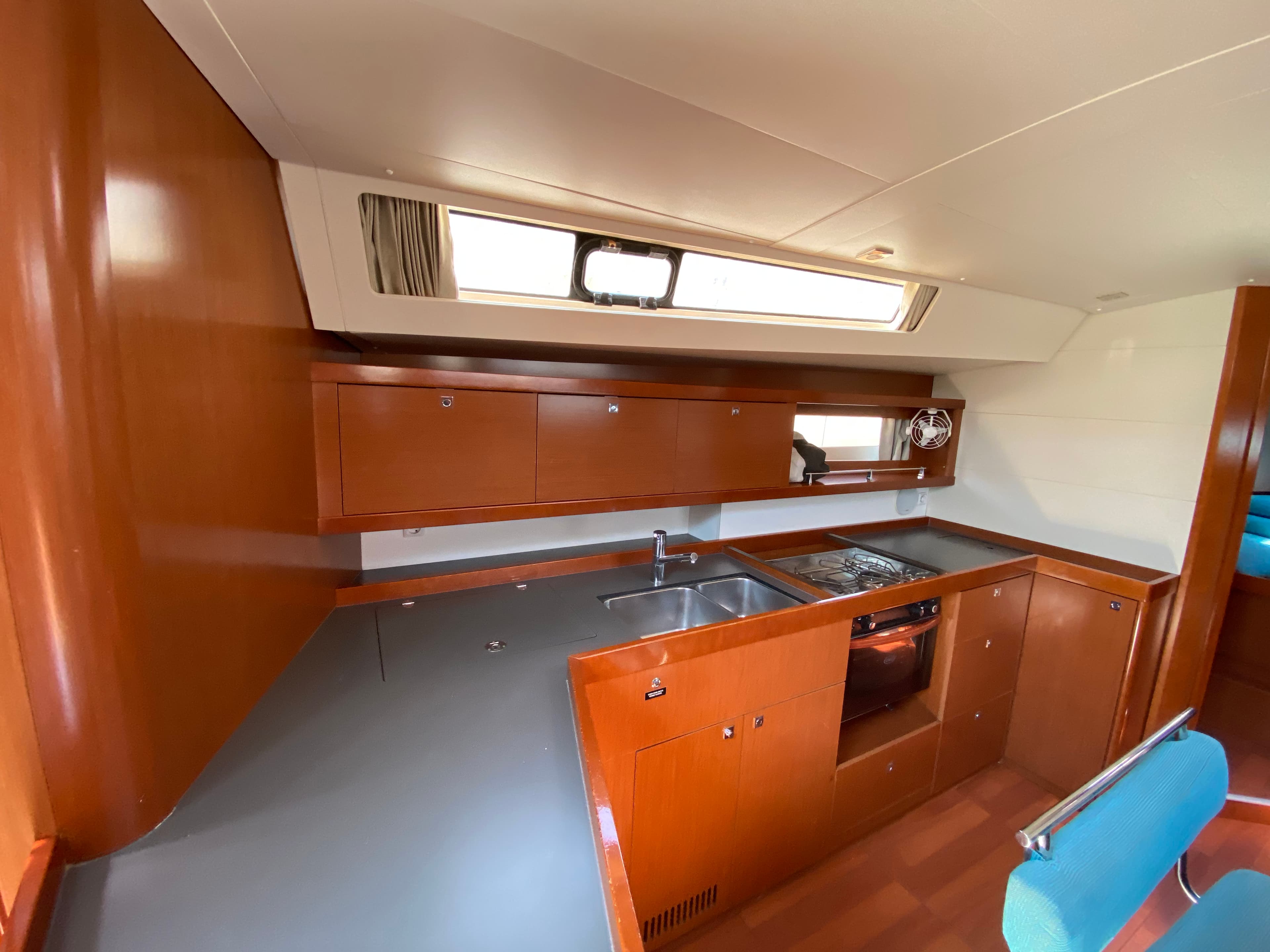 Beneteau Oceanis 45 Kaali – bilde 5 av 16