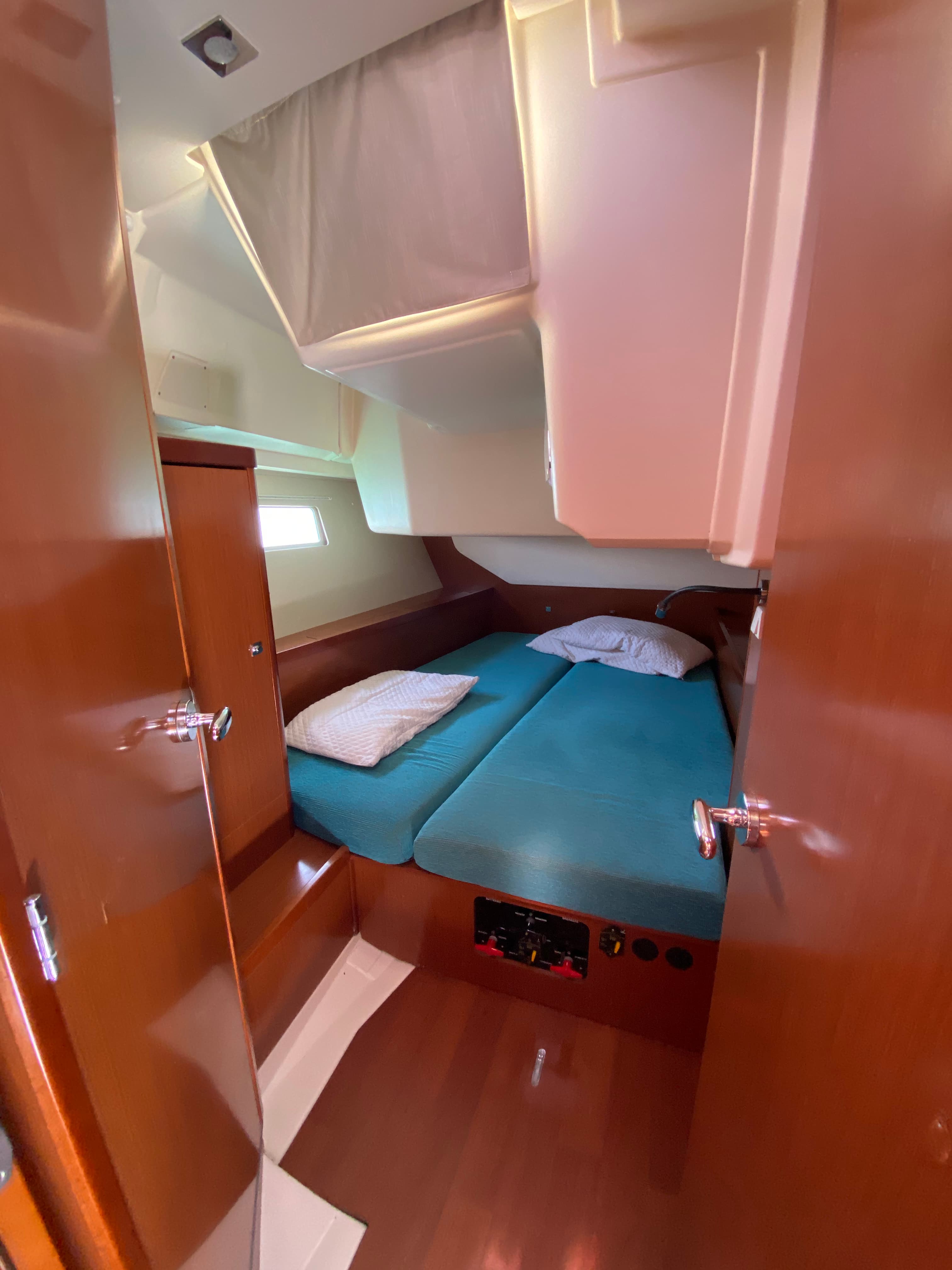 Beneteau Oceanis 45 Kaali – bilde 4 av 16
