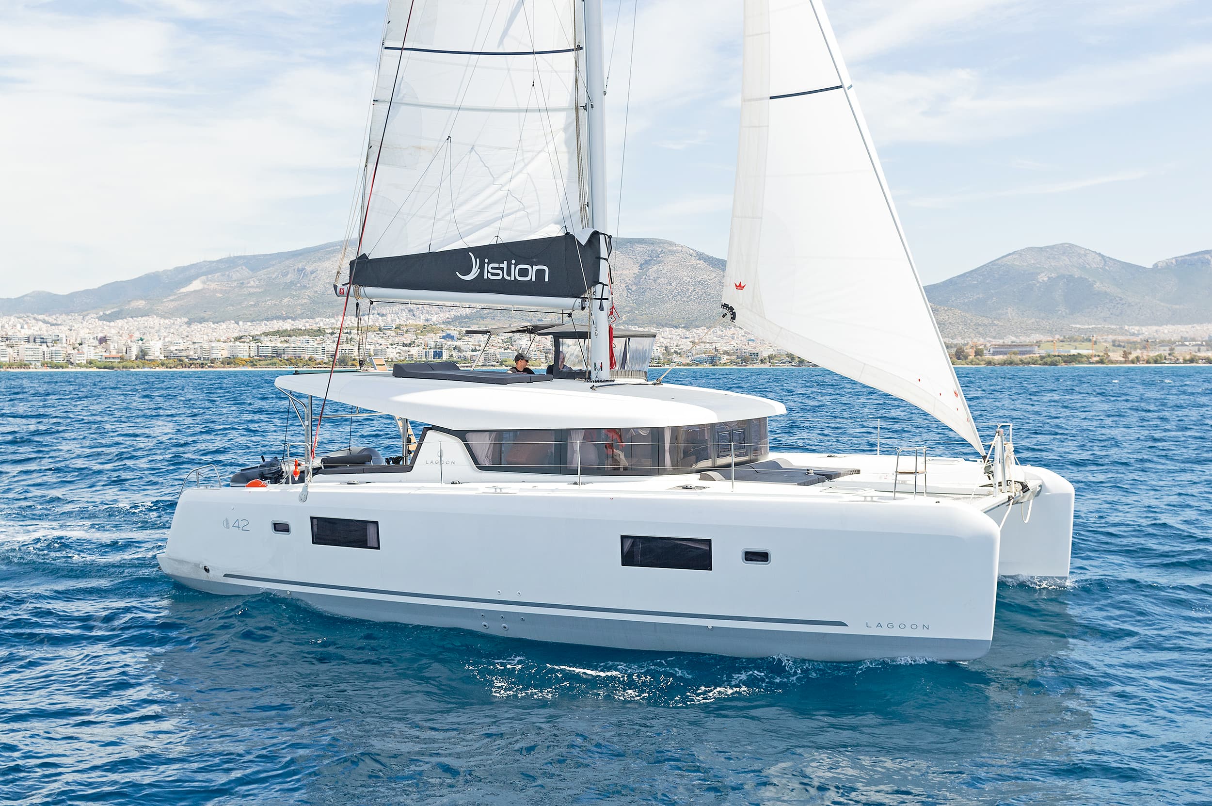Lagoon 42 Eternity (ONLY SKIPPERED) – bilde 4 av 19