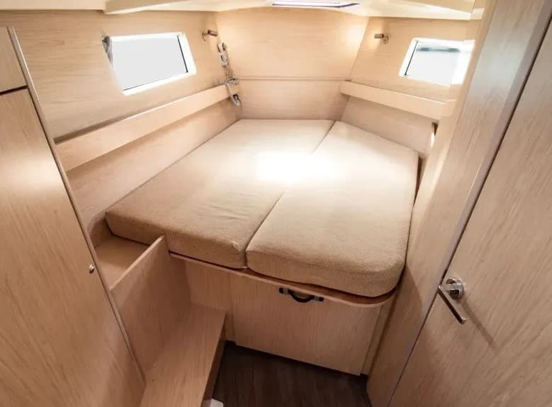 Beneteau Oceanis 41.1 Kos – bilde 3 av 4
