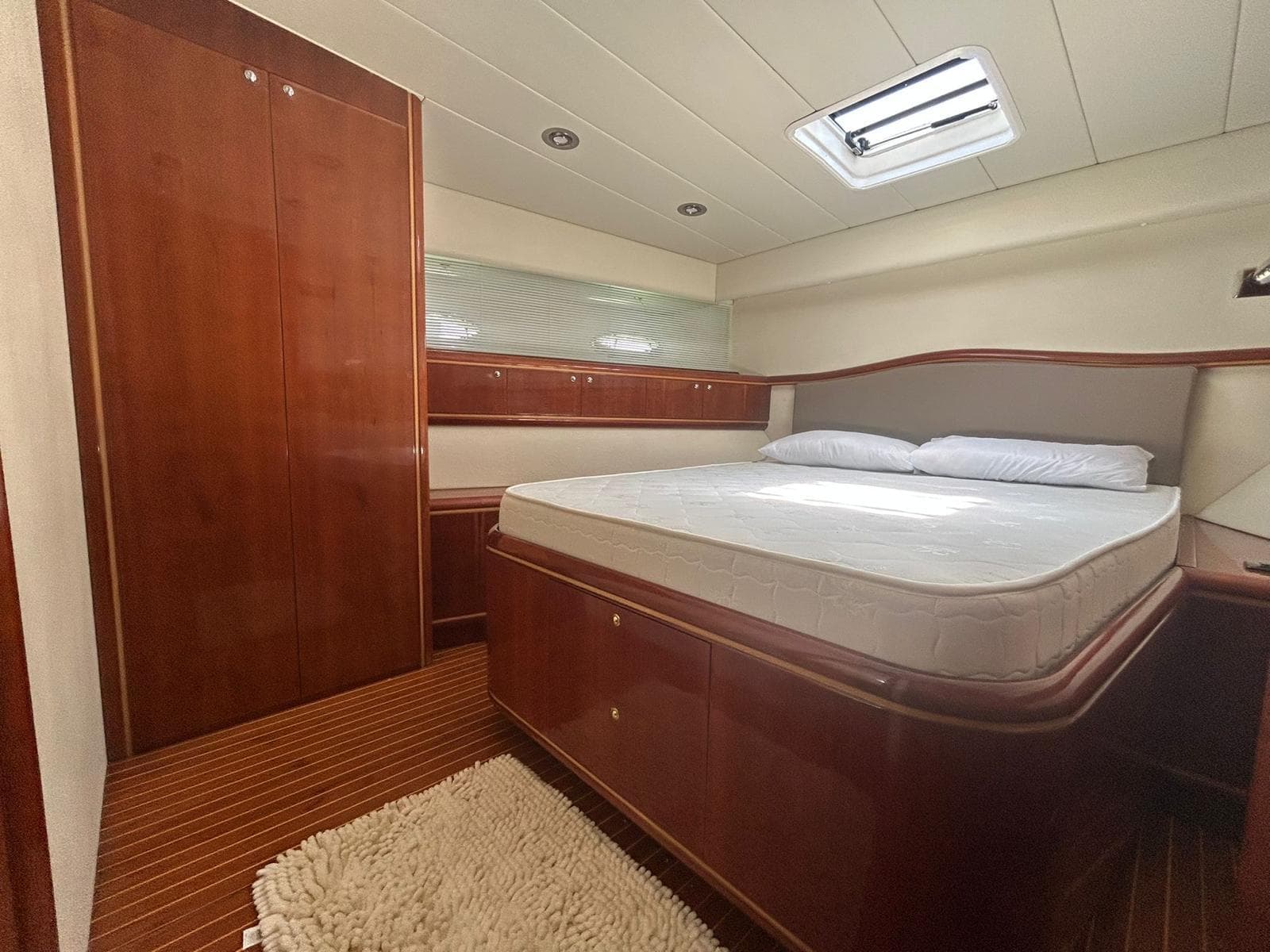 Rizzardi 50 Top Line DIVA – bilde 3 av 3