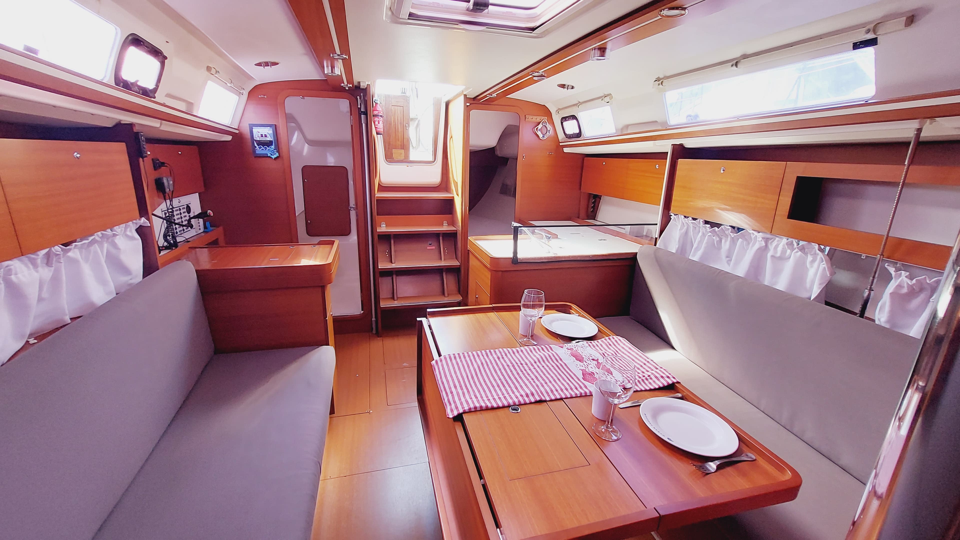Dufour 335 Grand Large Caprice 2 – bilde 5 av 25