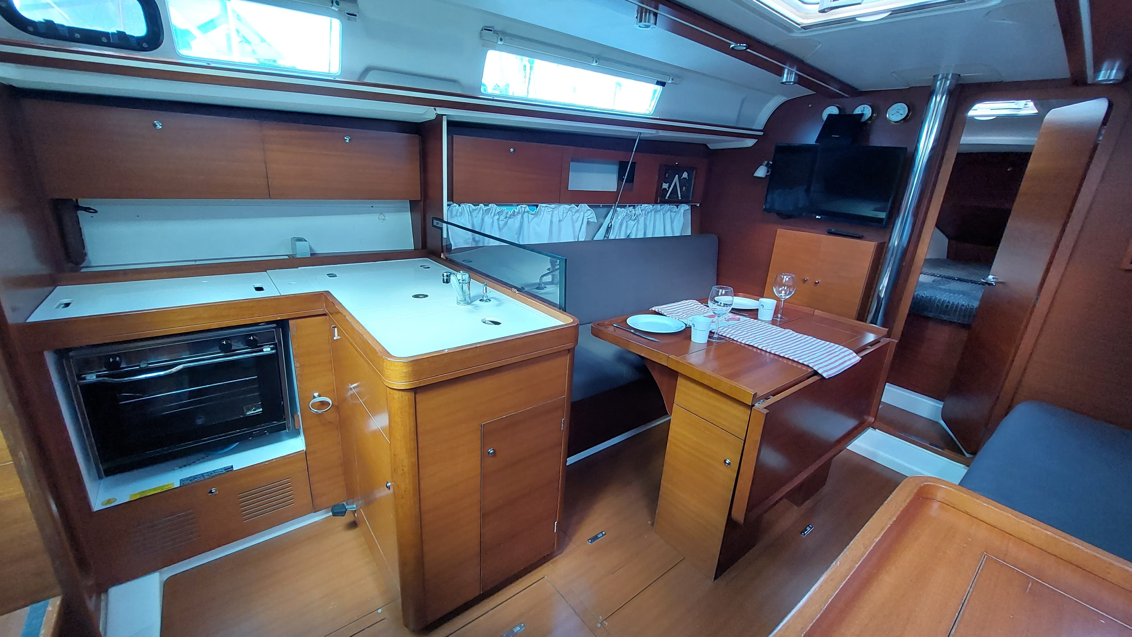 Dufour 335 Grand Large Caprice 2 – bilde 2 av 25