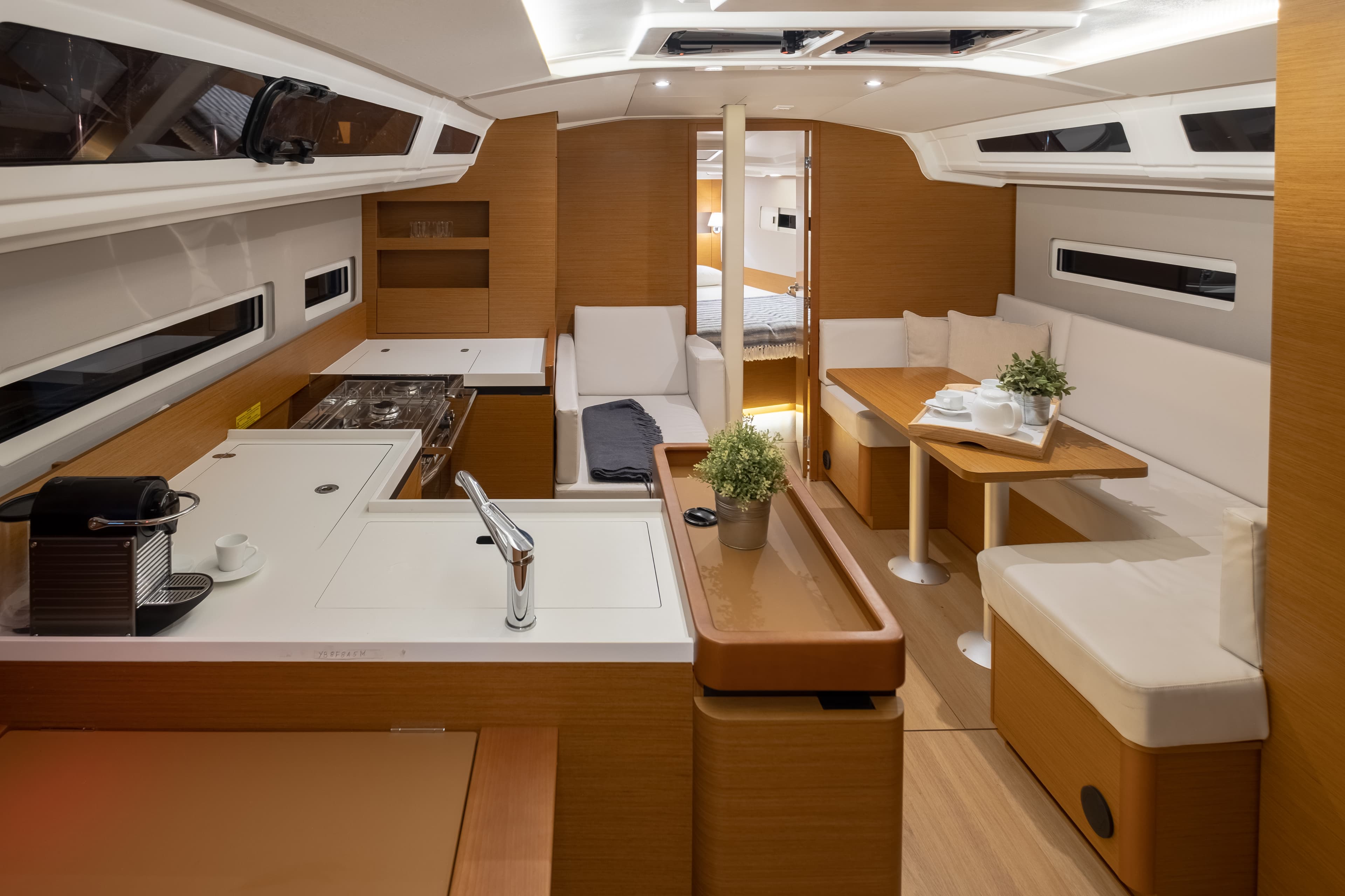 Jeanneau Sun Odyssey 410 Elcano – bilde 4 av 66