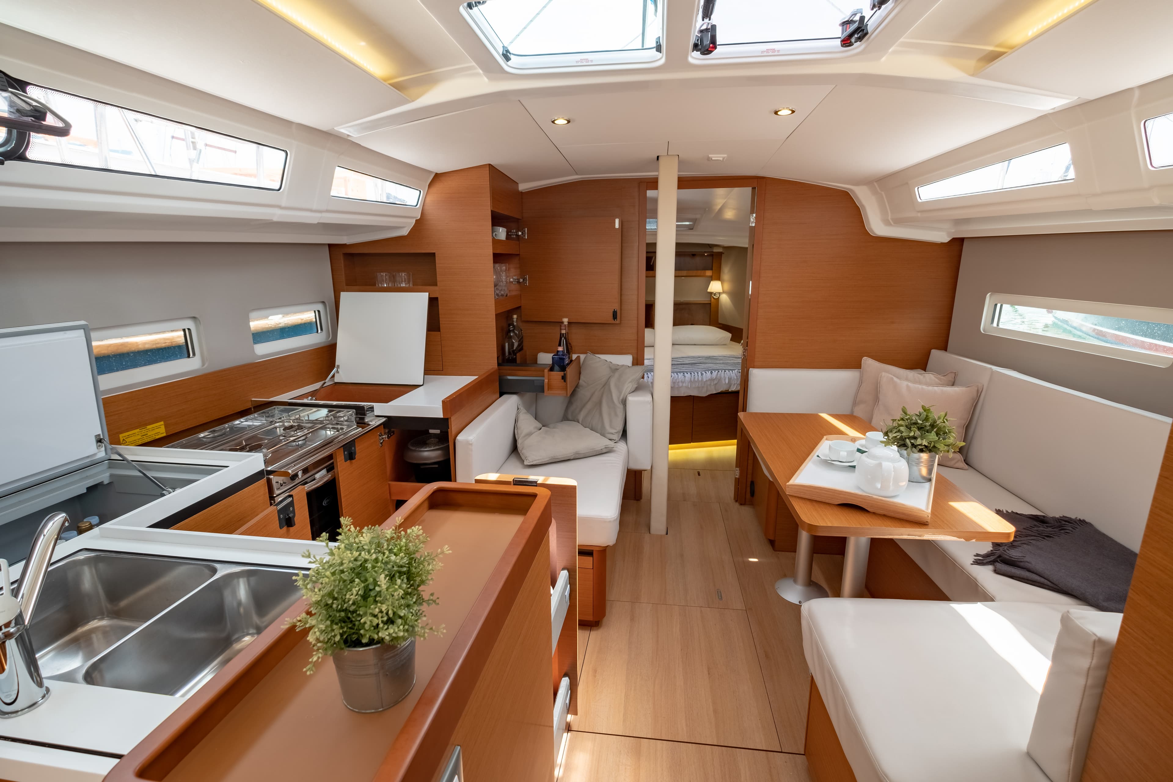 Jeanneau Sun Odyssey 410 Elcano – bilde 2 av 66
