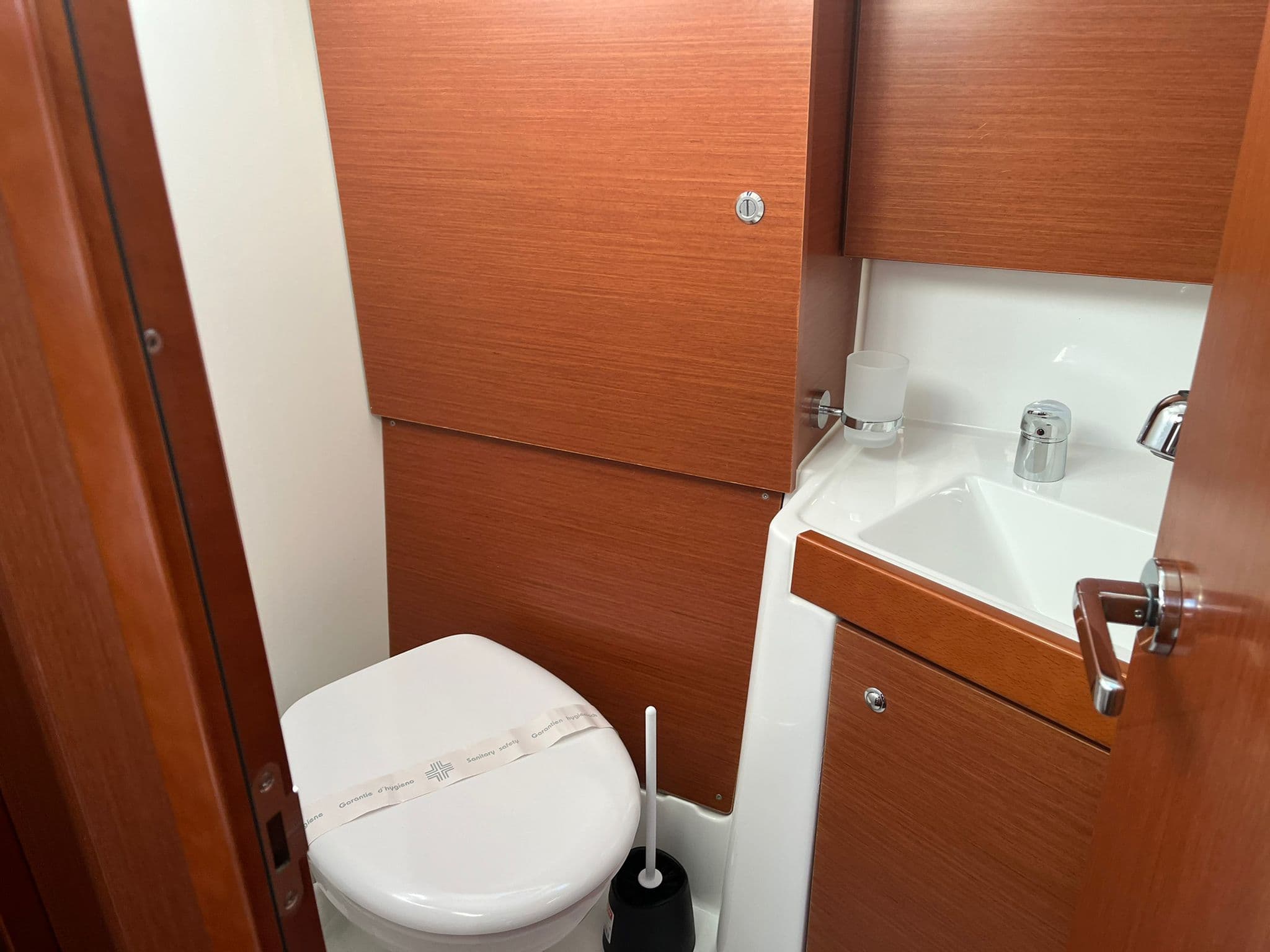 Beneteau Oceanis 38.1 SAILOR MERCURY – bilde 3 av 11