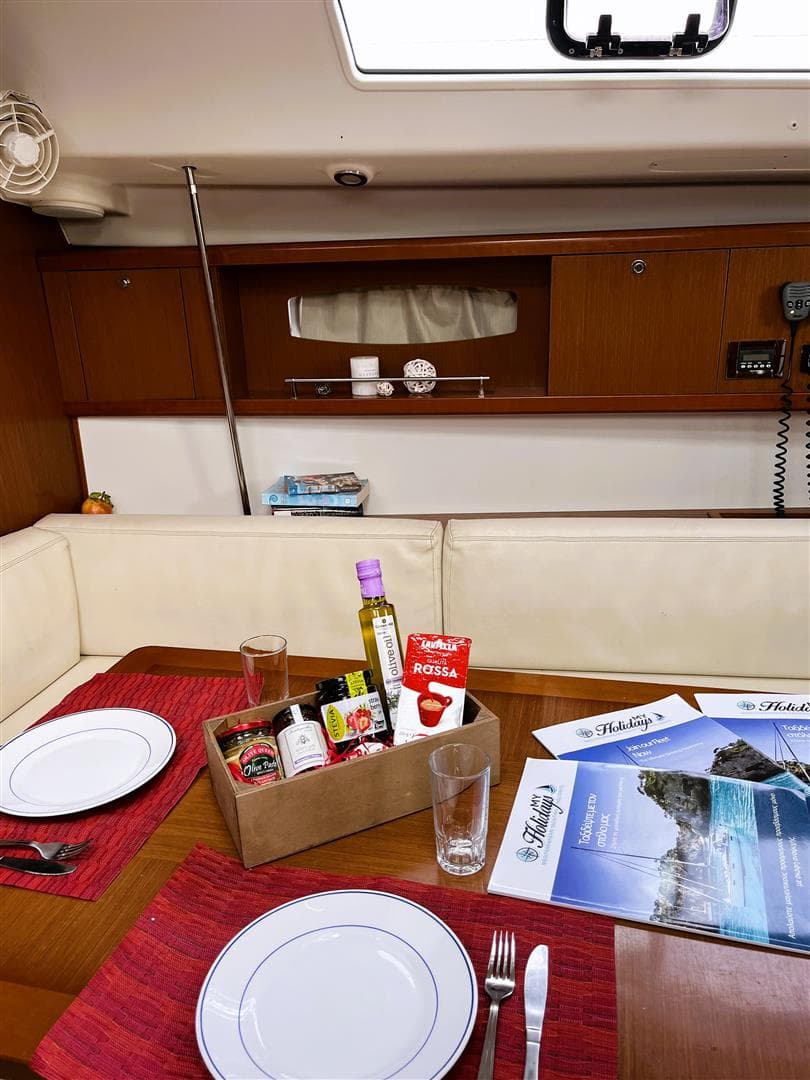 Beneteau Oceanis 43 Twins – bilde 2 av 22