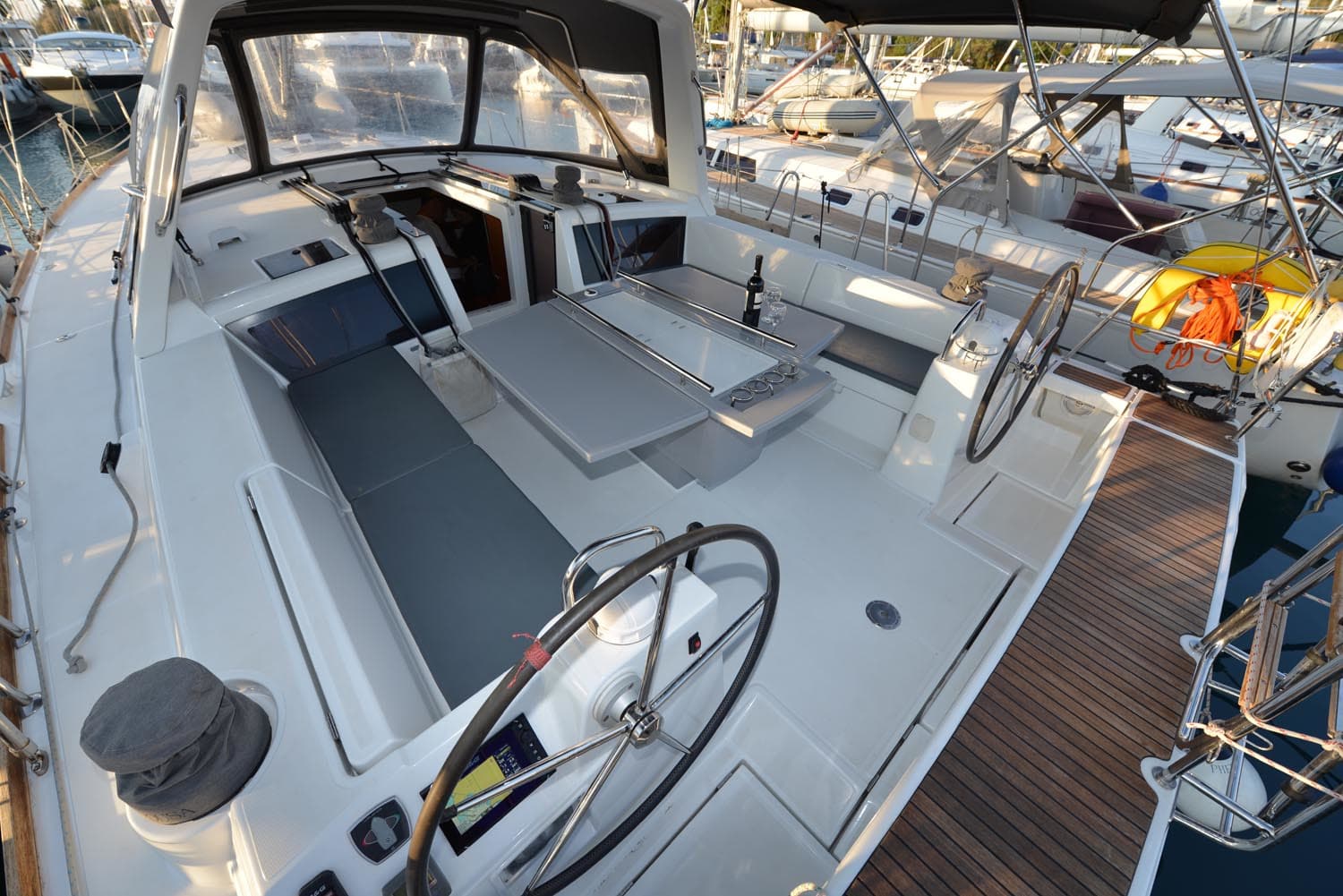 Beneteau Oceanis 48 Pherousa – bilde 5 av 12