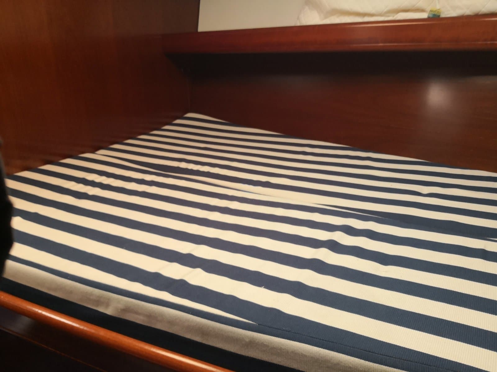 Beneteau Oceanis 393 Andromeda – bilde 4 av 15