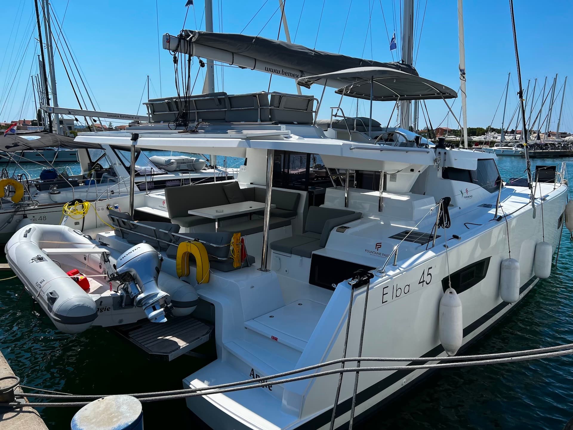 Fountaine Pajot Elba 45 Angie