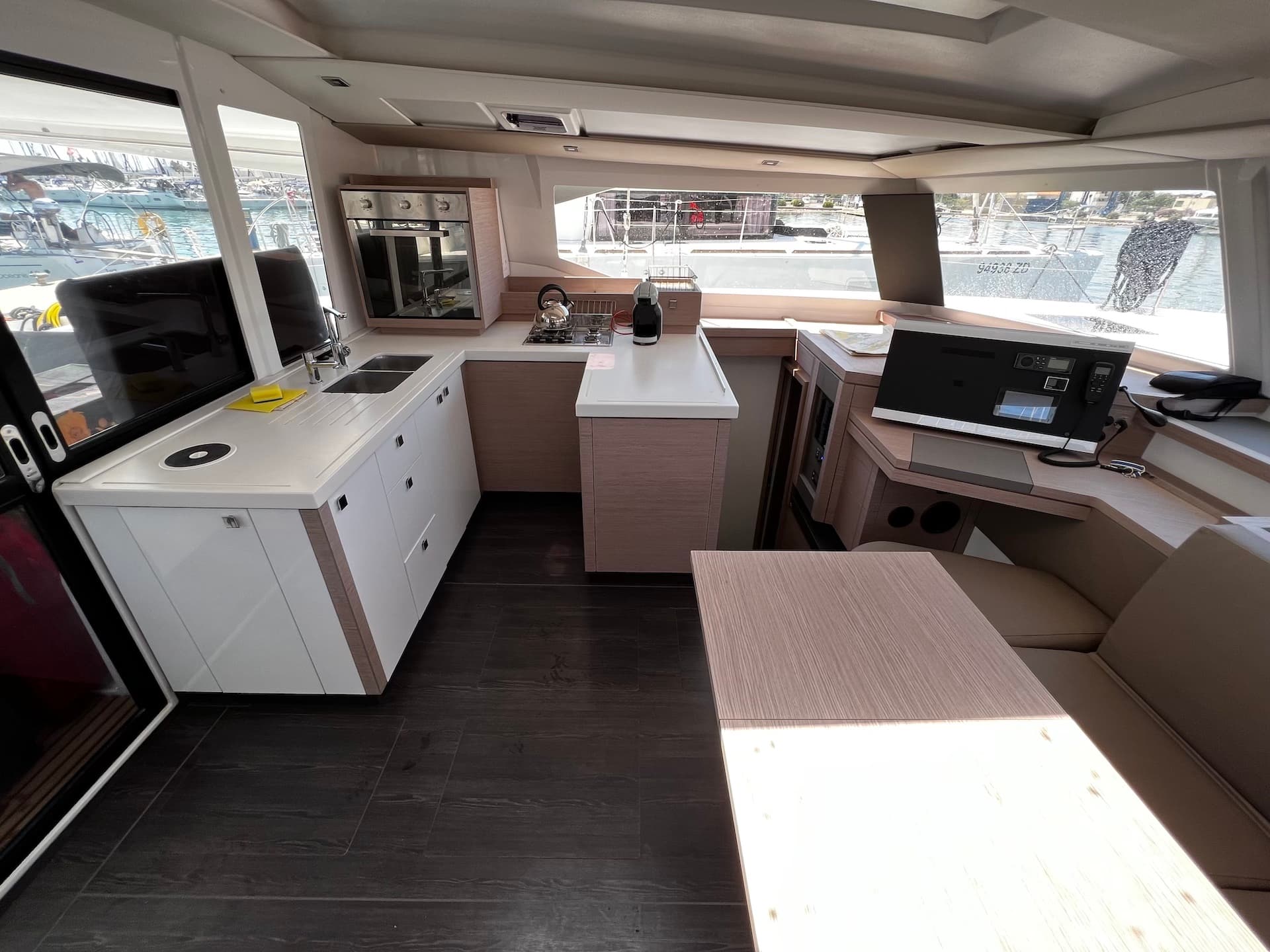 Fountaine Pajot Astréa 42 E L I T E – bilde 3 av 14