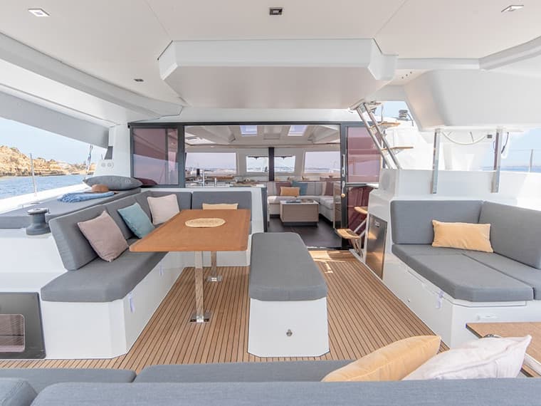 Fountaine Pajot Elba 45 Olympia Athena - Skippered – bilde 3 av 5
