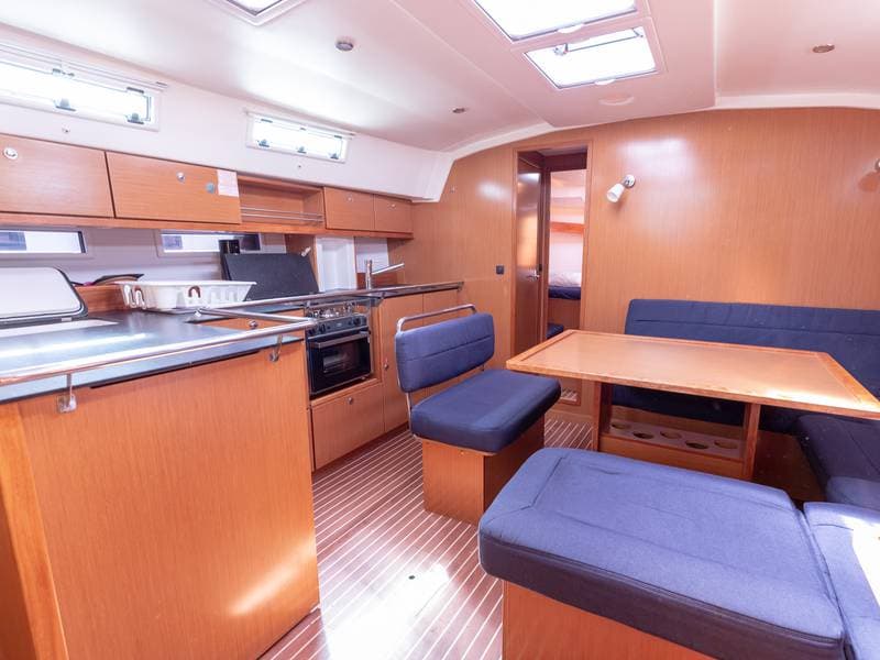 Bavaria 45 Cruiser Bimba matta – bilde 3 av 6